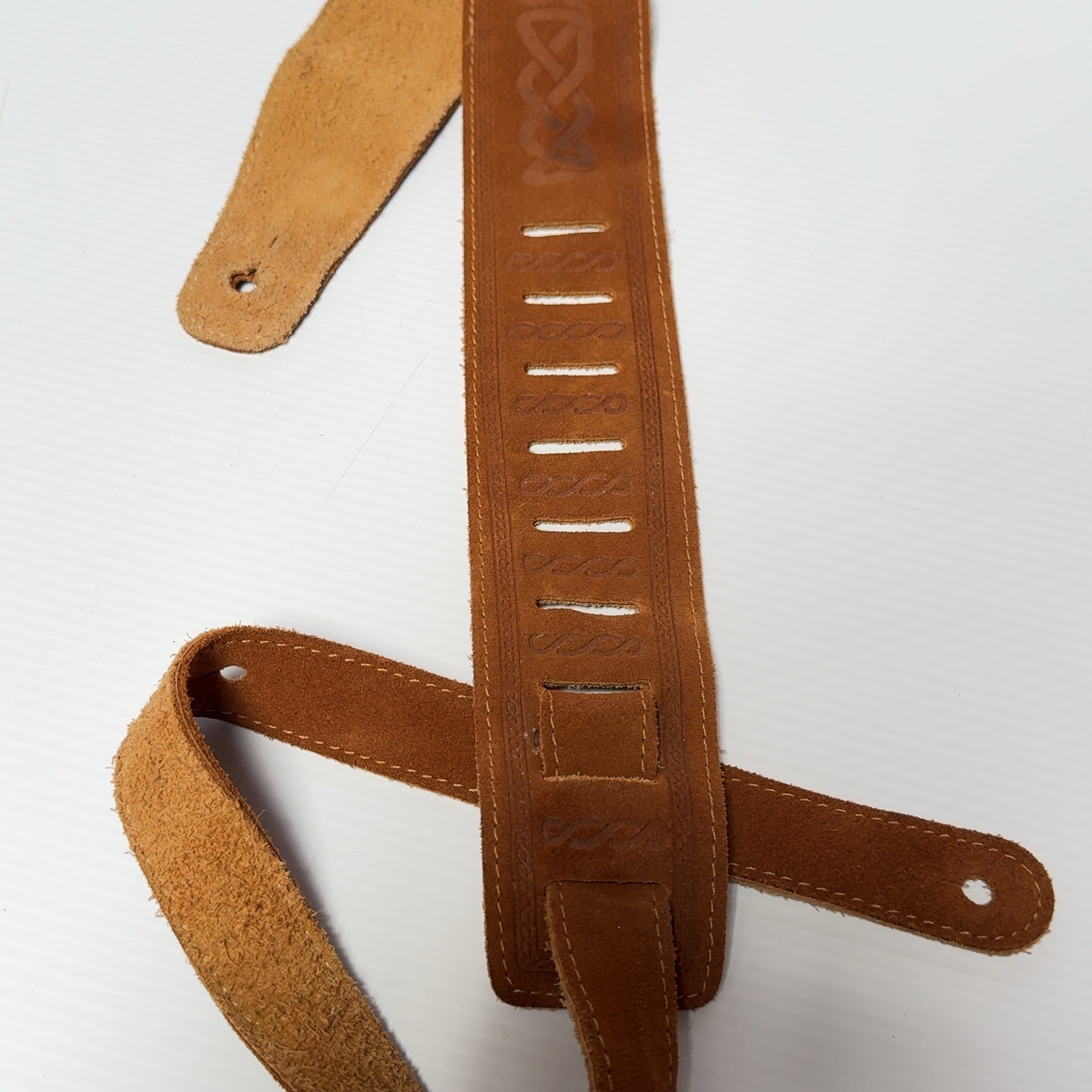 Perri's Celtic Knot Suede Guitar Strap Tan