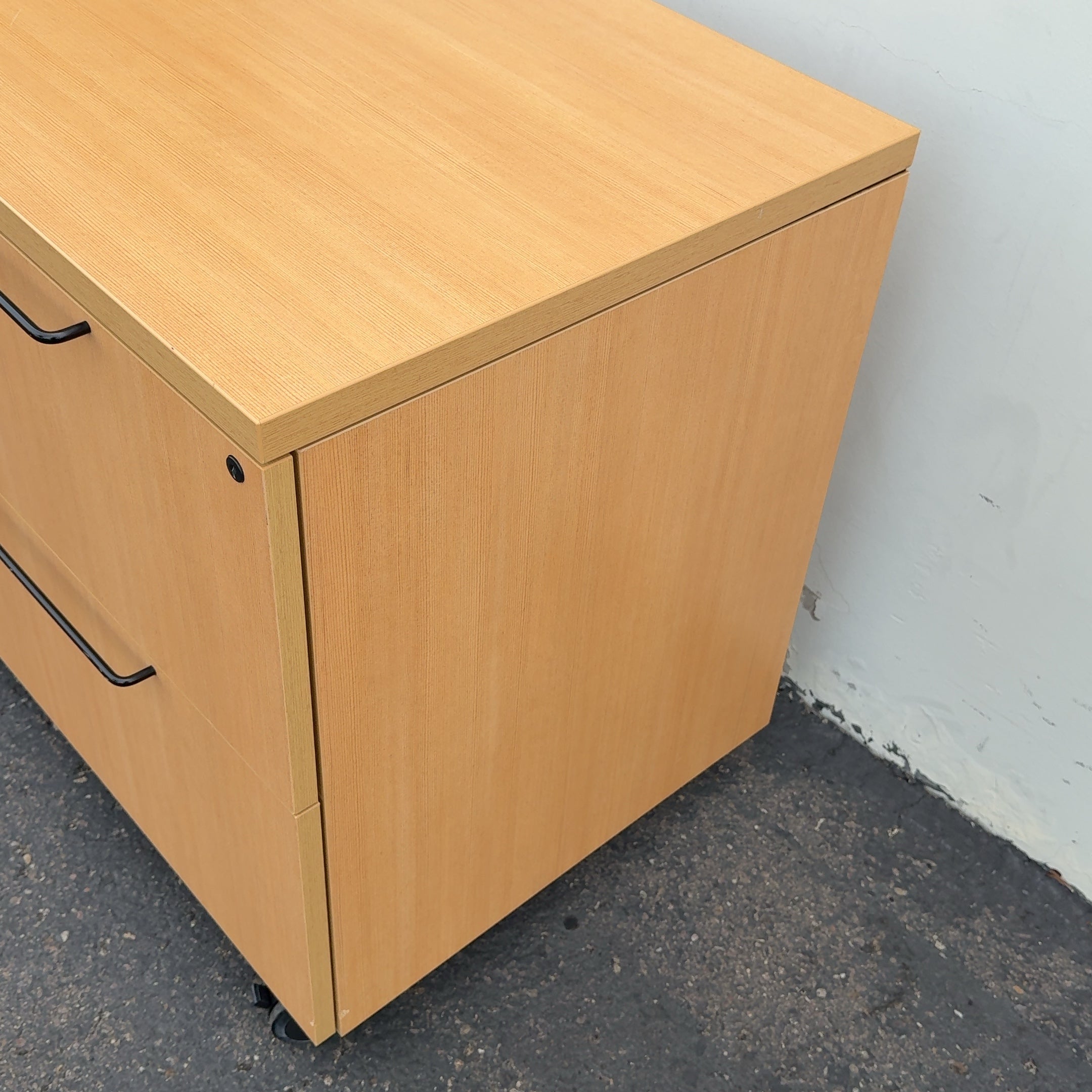 Rolling 2-Drawer File Cabinet Heavy Duty!