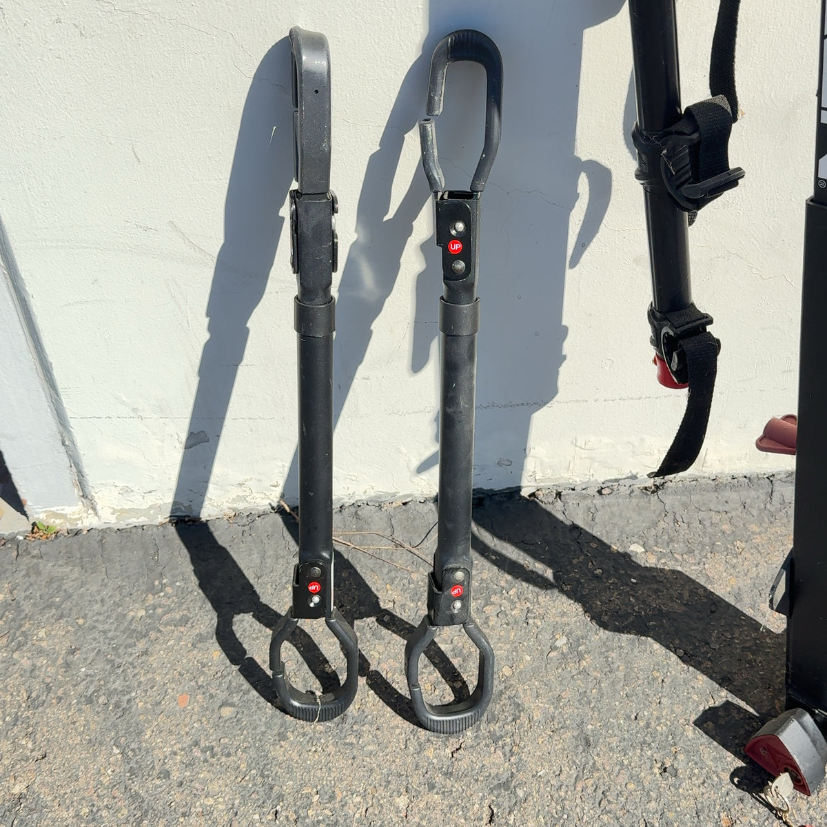 Allen 840QR 4-Bike Hitch Rack w/Key + 2 Crossbars