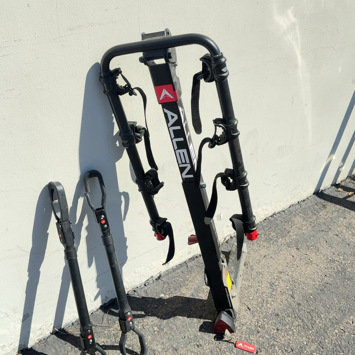 Allen 840QR 4-Bike Hitch Rack w/Key + 2 Crossbars