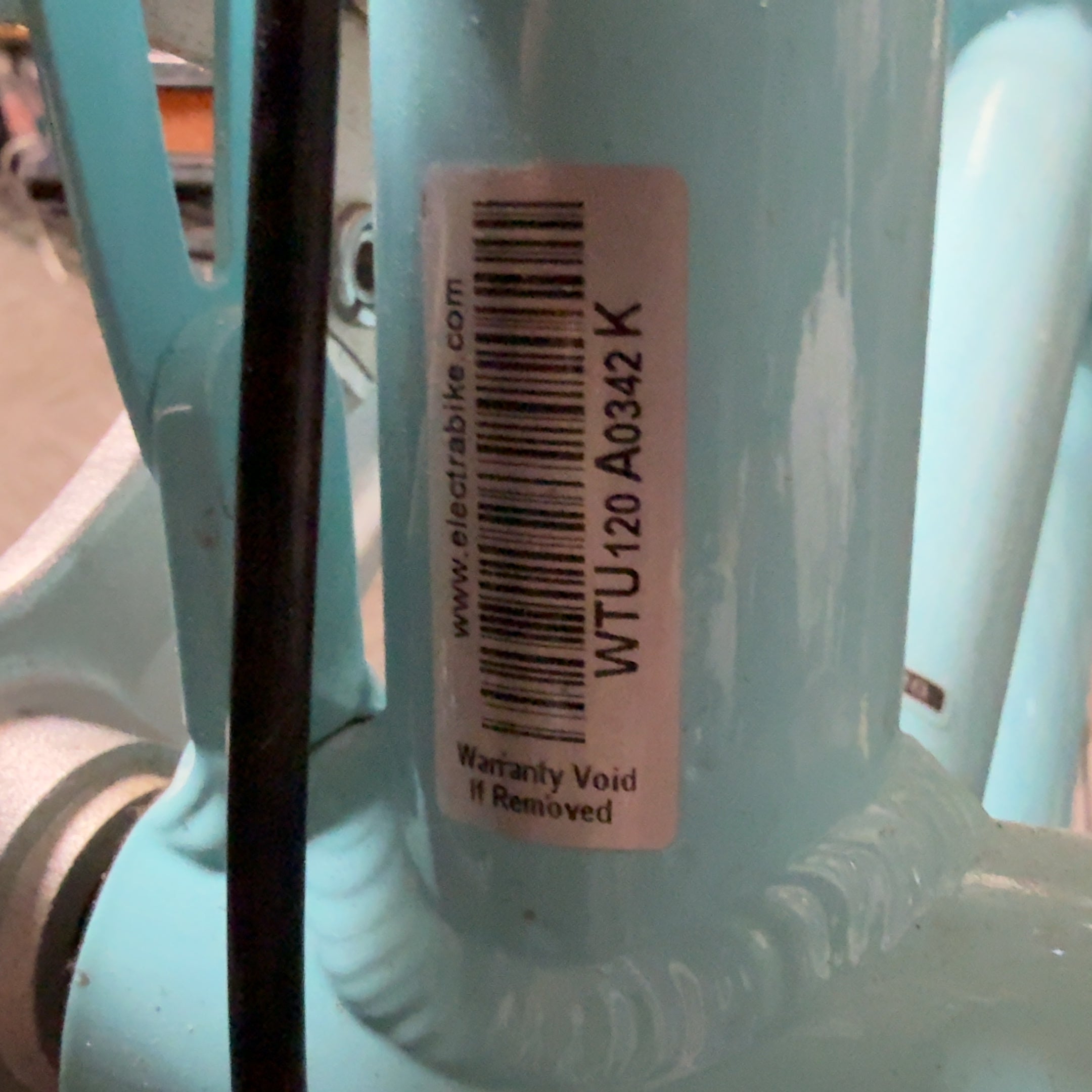 Electra Loft 7i Commuter Step-Through Bike in Blizzard Blue