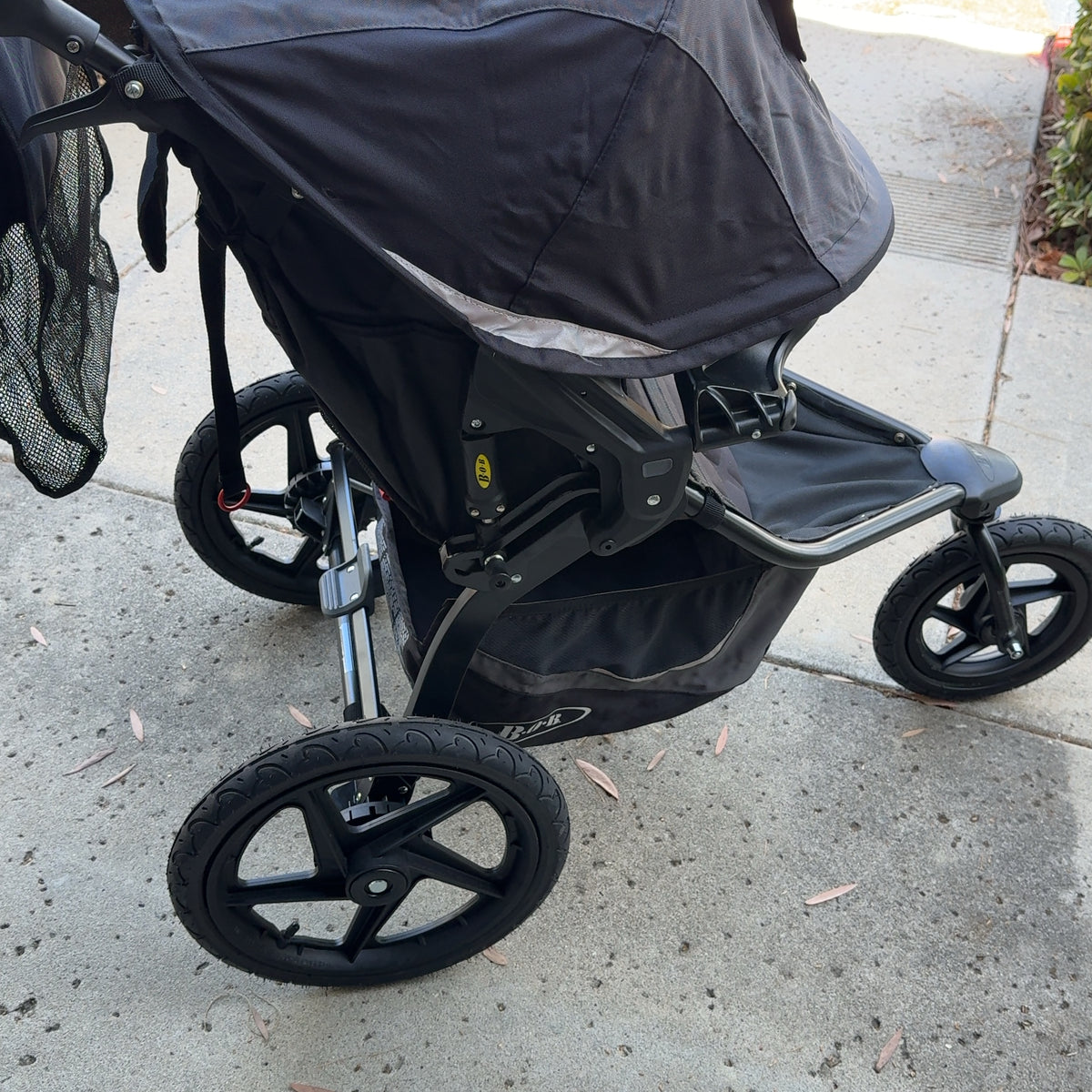 BOB Revolution Flex 3.0 Jogging Stroller Basically NEW!
