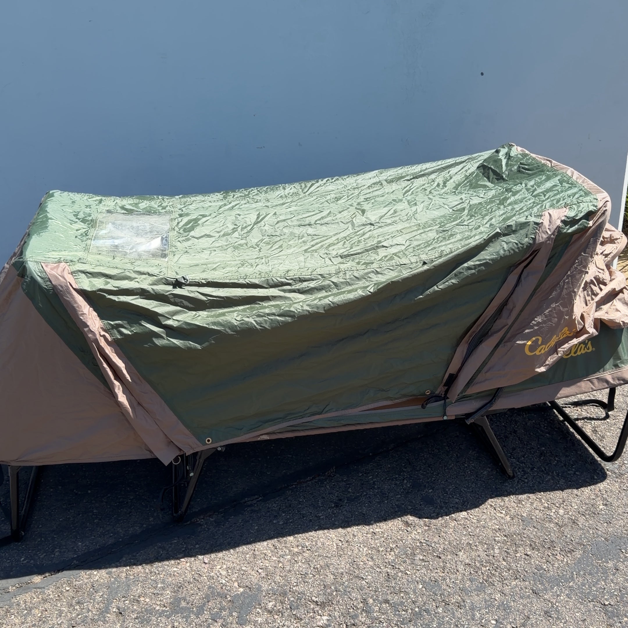 Cabela’s Deluxe Tent Cot