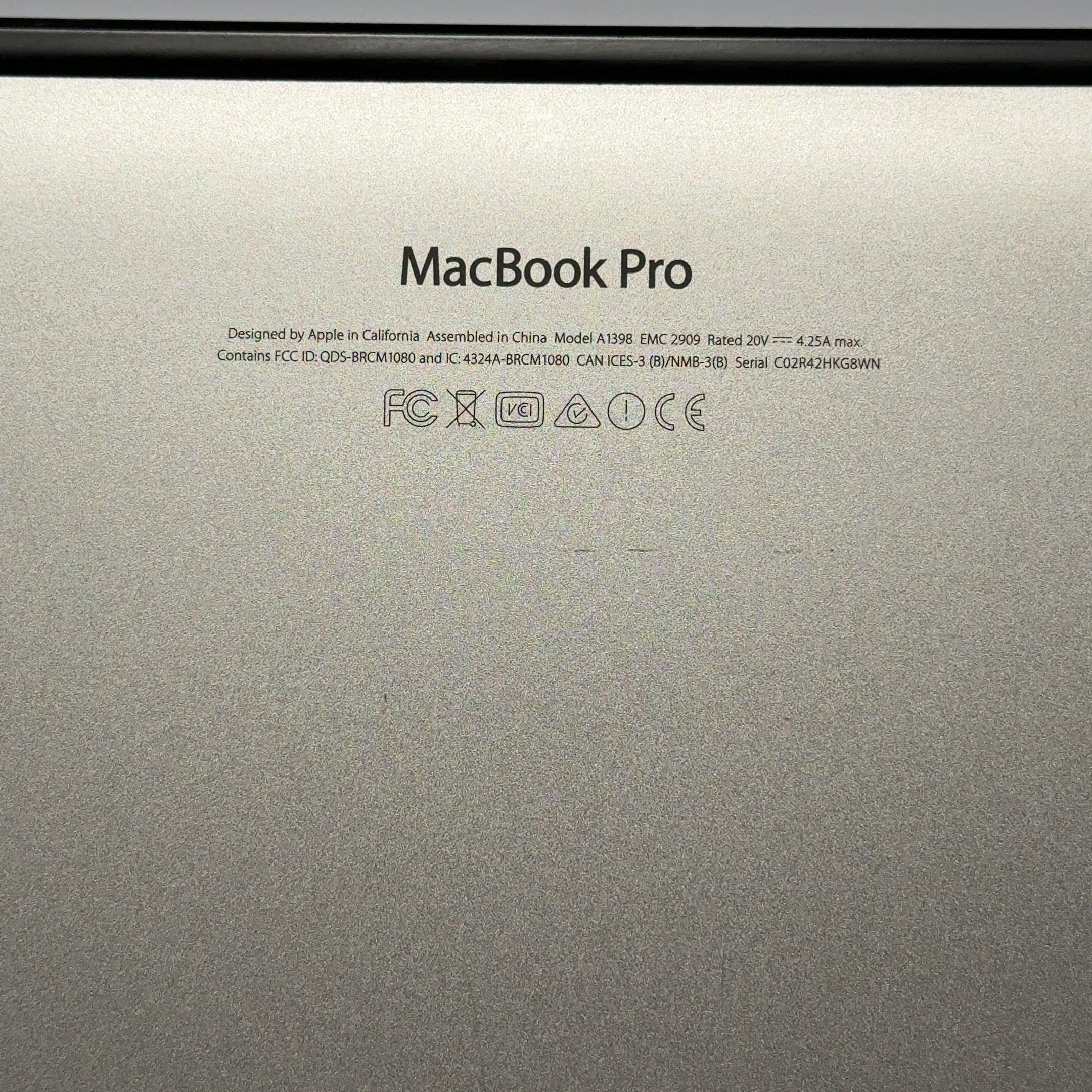 MacBook Pro Retina 15-inch Mid 2014 16gb RAM 500GB HD Intel Quad-Core i7