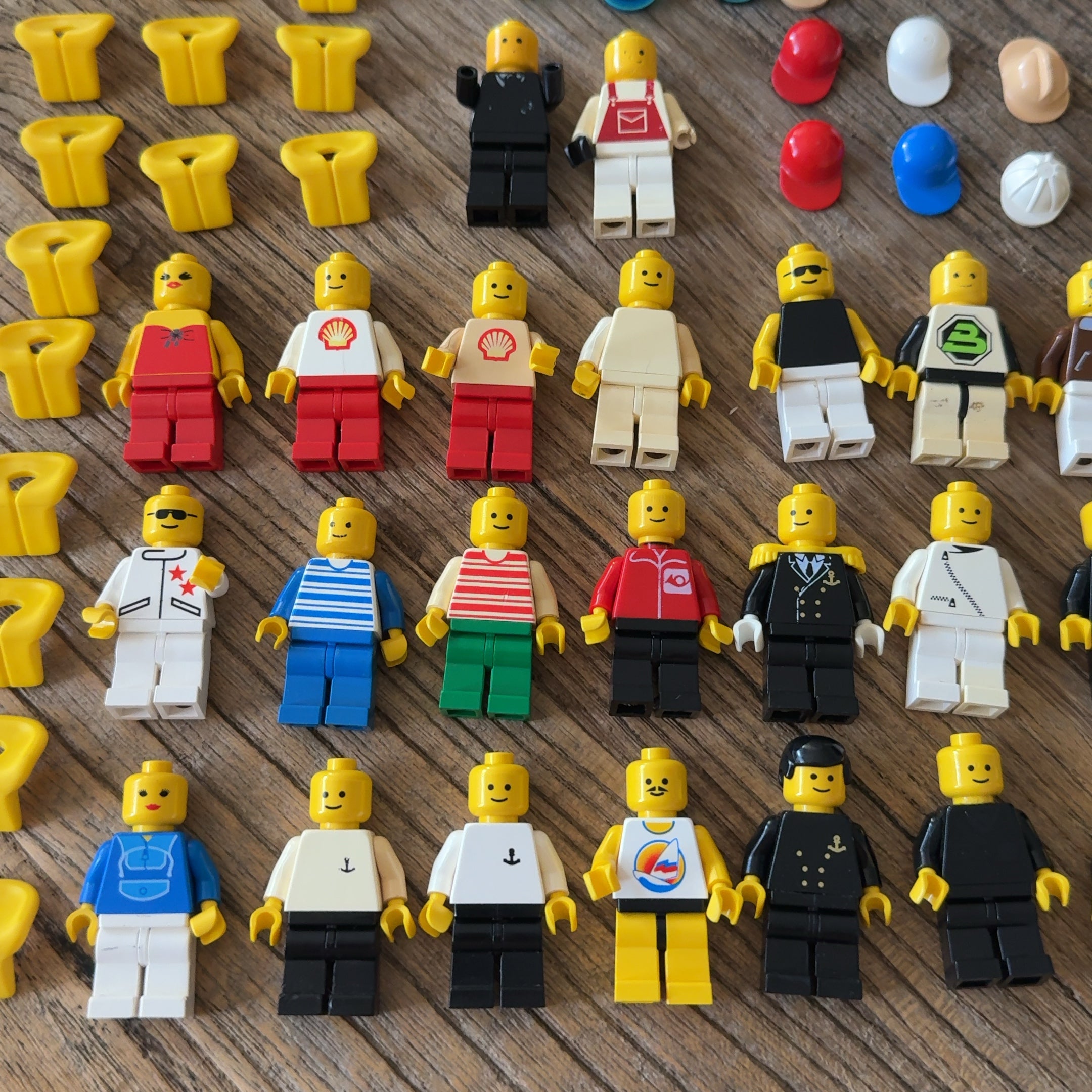 Vintage 1980's / 90's Lego Minifigures 28 Total + Extras