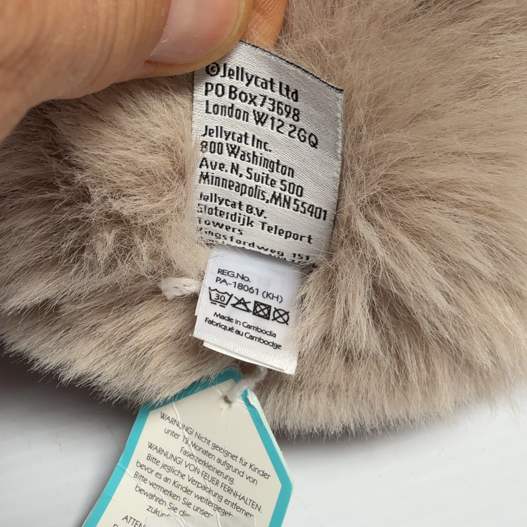 *Rare* Jellycat Jelly Cat Bo Bigfoot Retired Plush w/ Tags