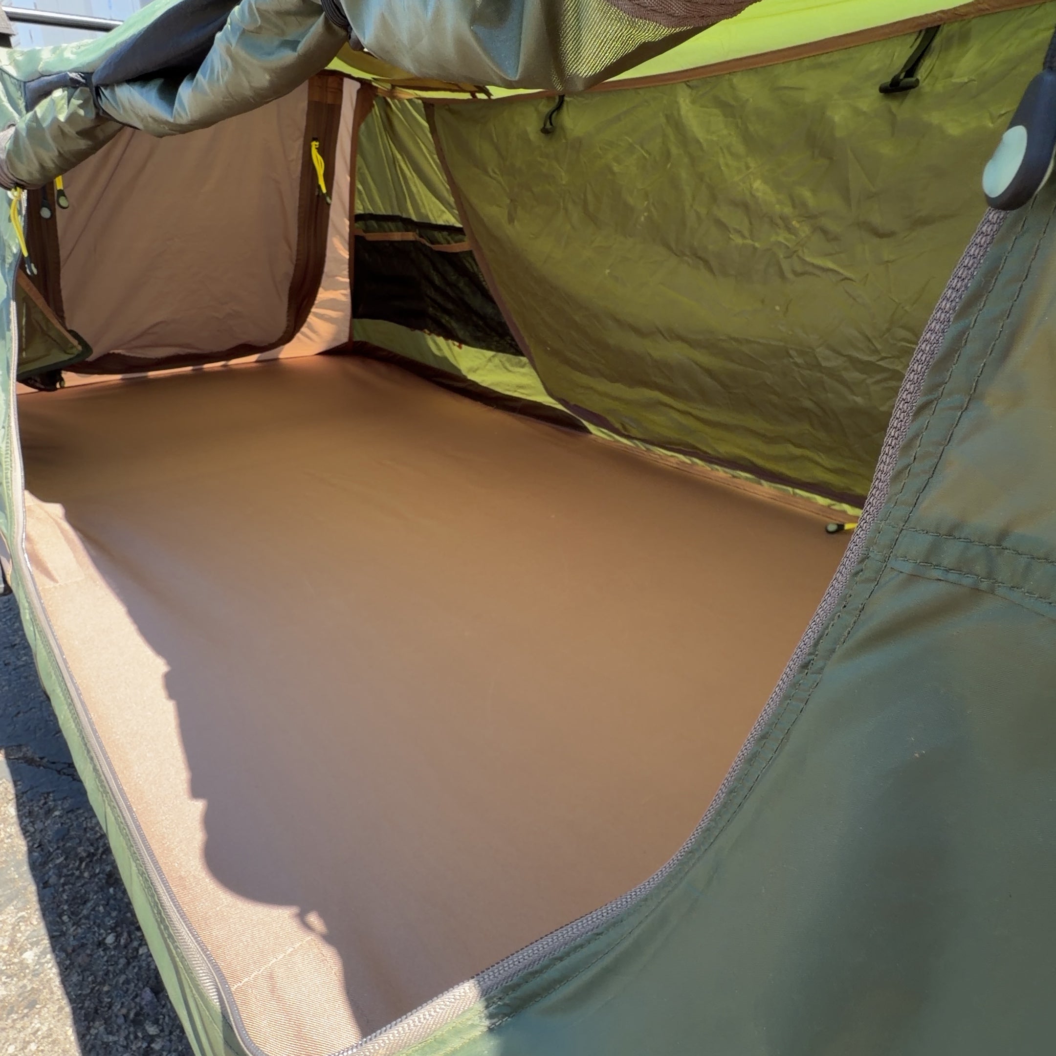 Cabela’s Deluxe Tent Cot