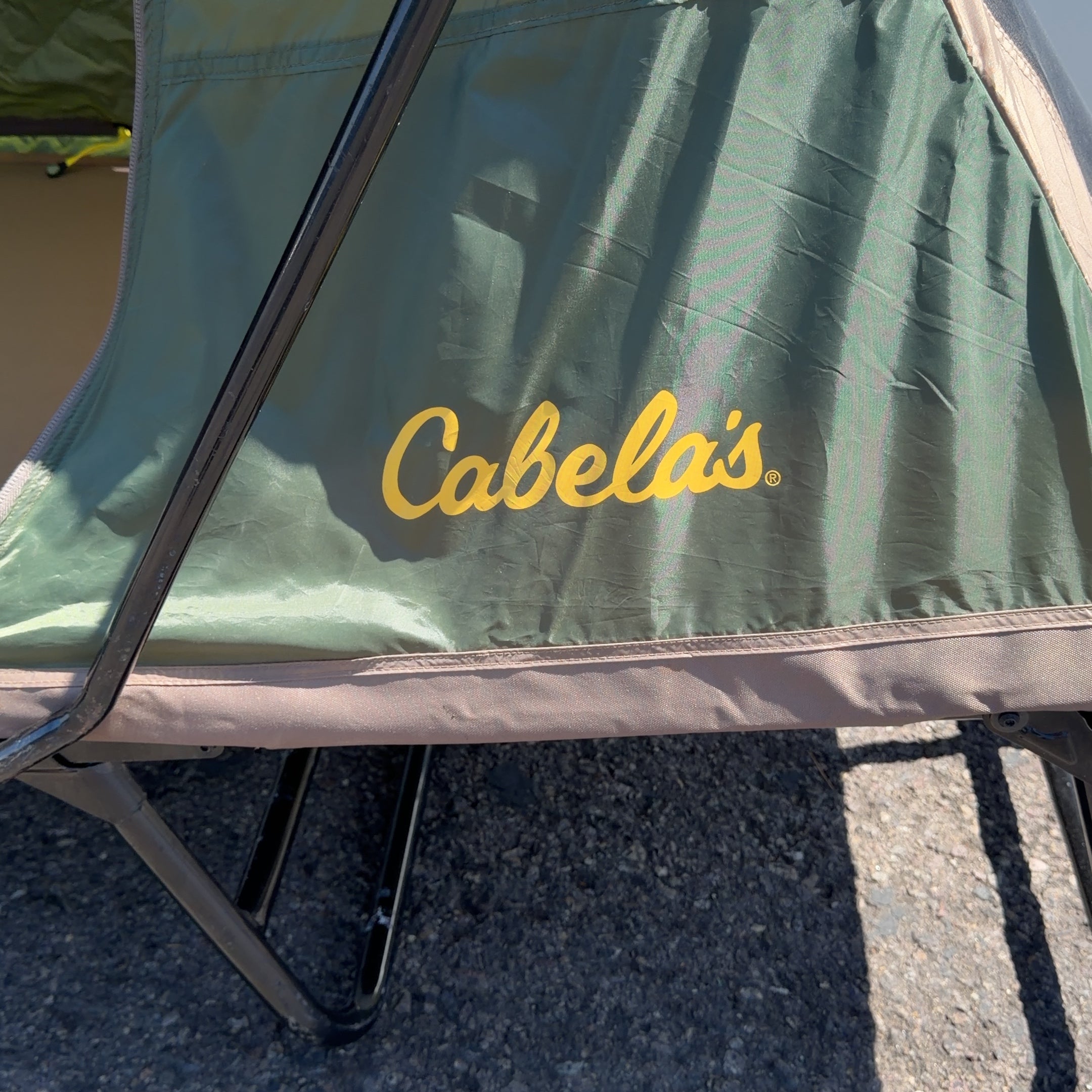Cabela’s Deluxe Tent Cot