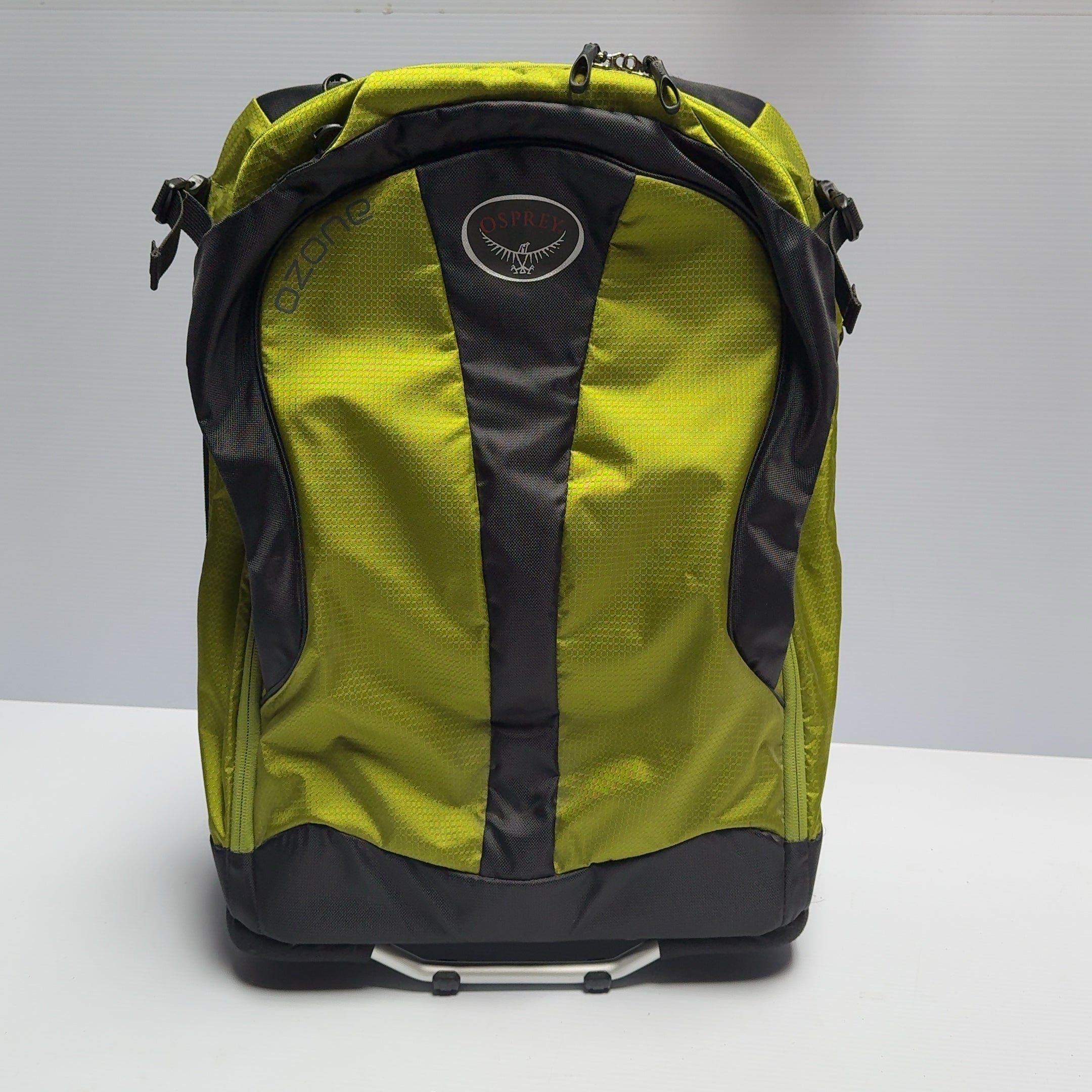 Osprey Ozone High Road LT 36L Wheeled Luggage Rolling Suitcase Bag Black & Green
