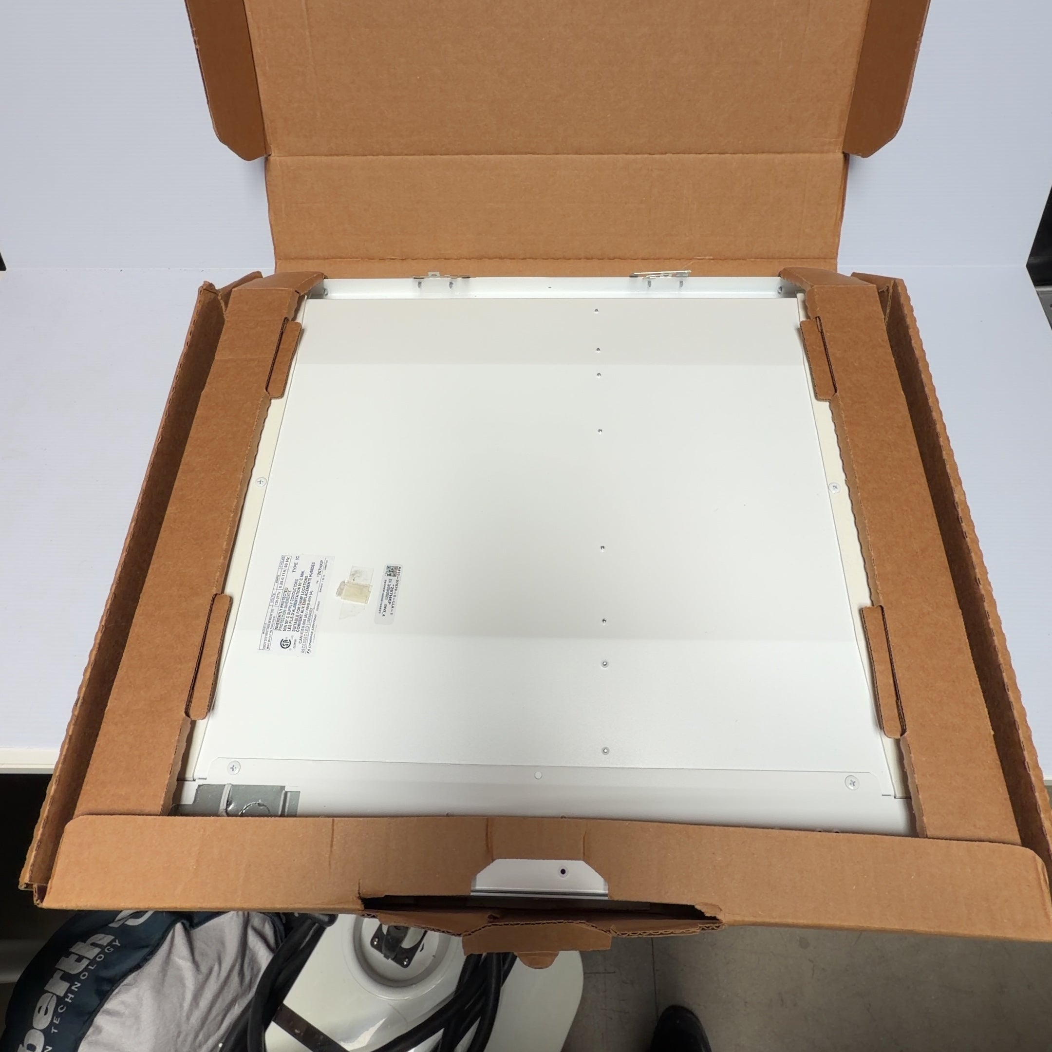 Lithonia Lighting ENVX 2X2 3300LM 80CRI 35K MIN1 MVOLT NLTAIR2 RES7 Wireless
