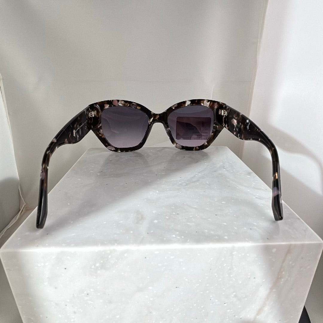 Warby Parker Masha Wide Sunglasses Black Currant Tortoise Cat Eye 52-19-140