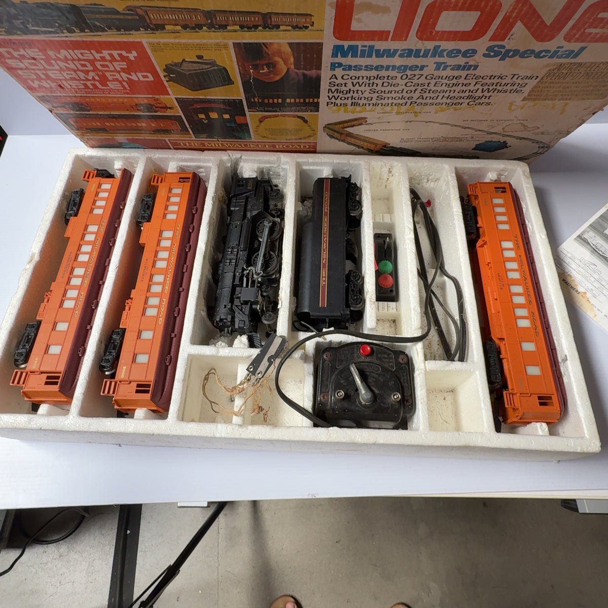 Lionel 6-1387 Milwaukee Special Passenger Train O O27 Steam Loco Set No Tracks