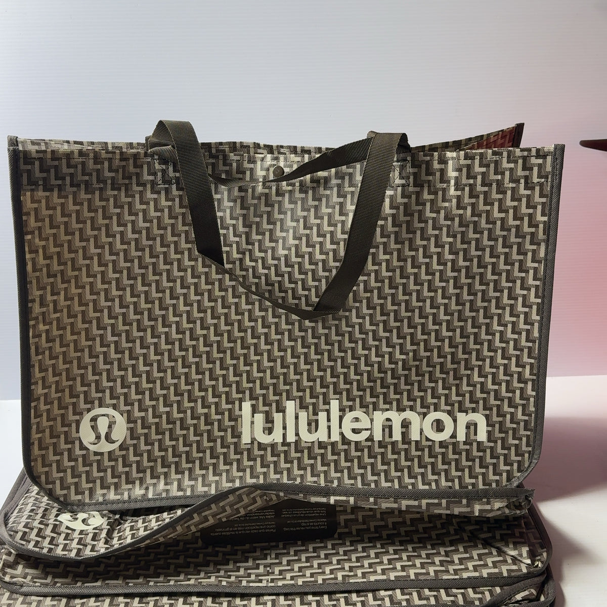 4 - Lululemon Reusable Tote Bag Large Brown Tan Geometric Holiday 2025 Large