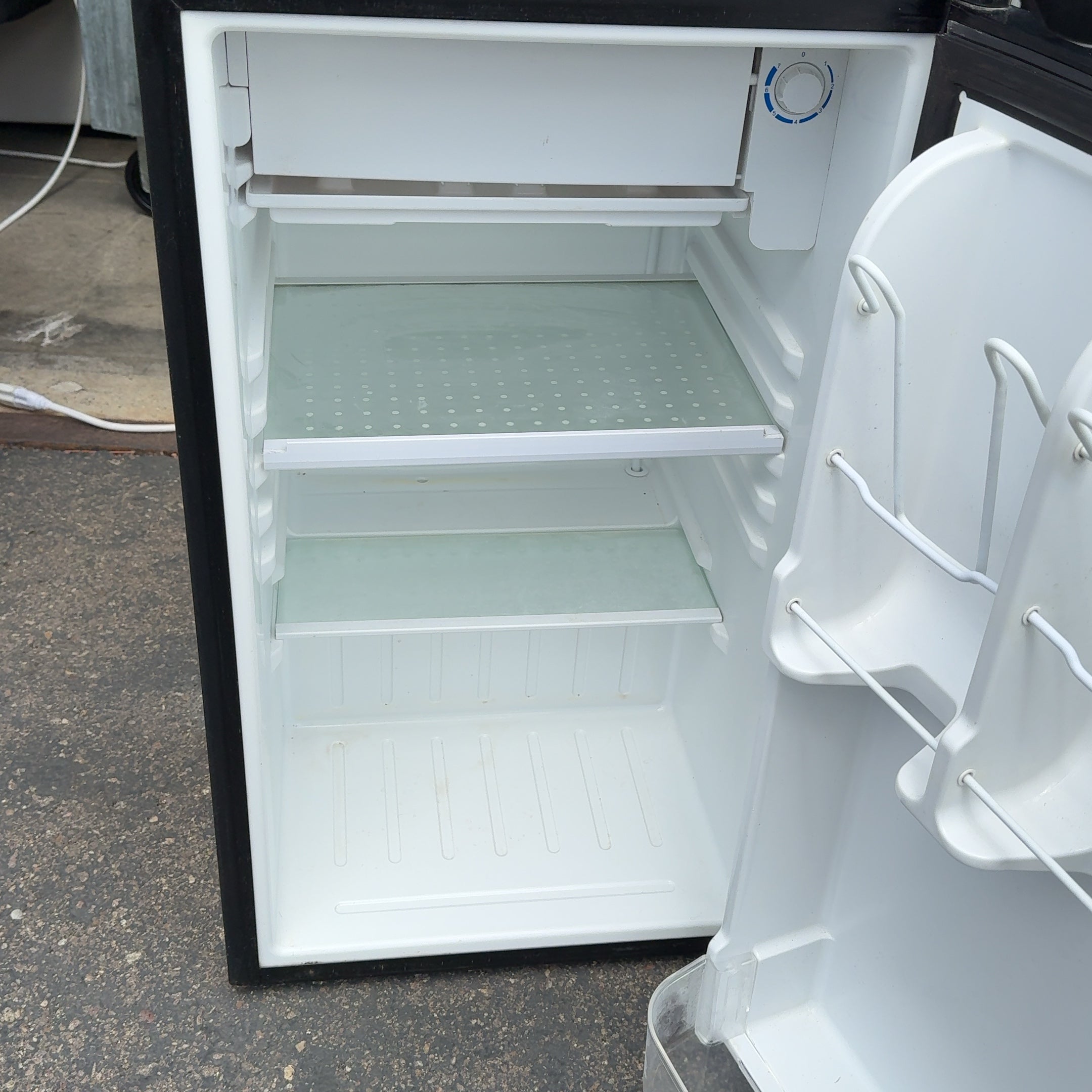 Black & Decker 3.2 Cu. Ft. Mini Fridge w/ Freezer