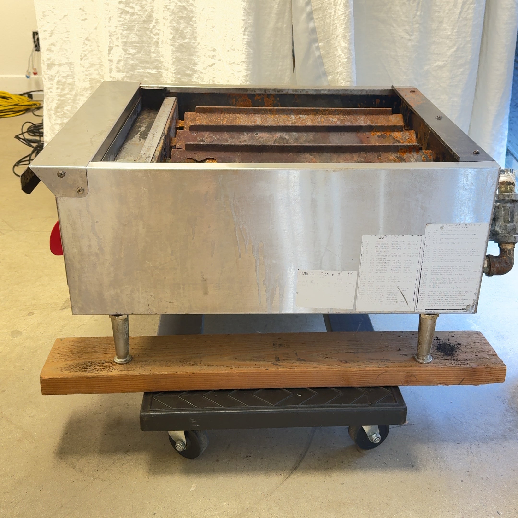 American Range ARSRB-24 24" Gas Charbroiler *Needs Grates*