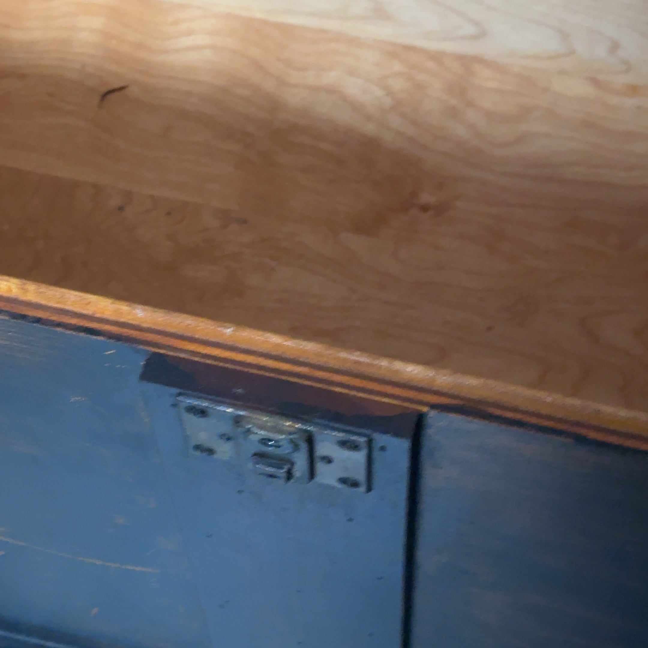 Sturdy Wood Chest 37" x 21" x 21" Very Well Made!