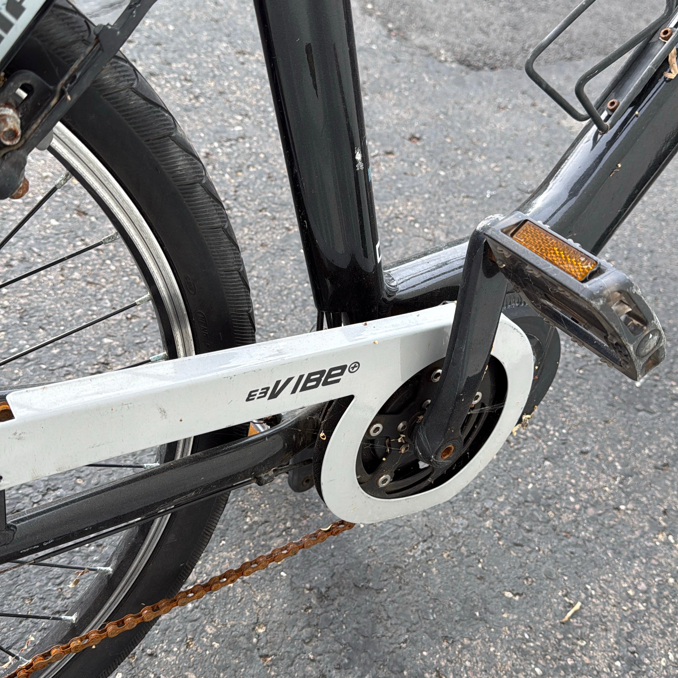 iZip E3 Vibe Electric Bike Large *Project* NO BATTERY