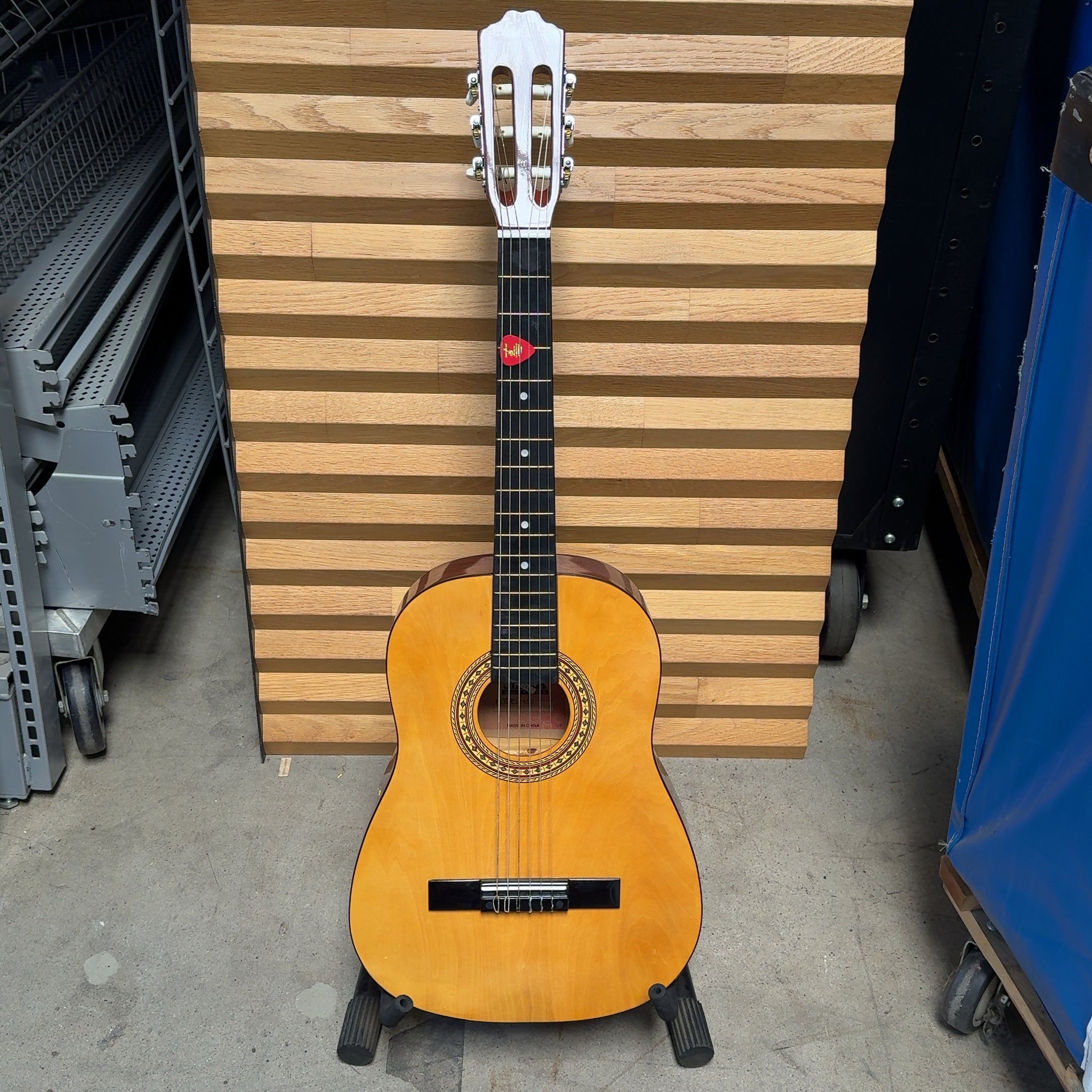 Vintage Sierra 35" Classical Acoustic Guitar S-714