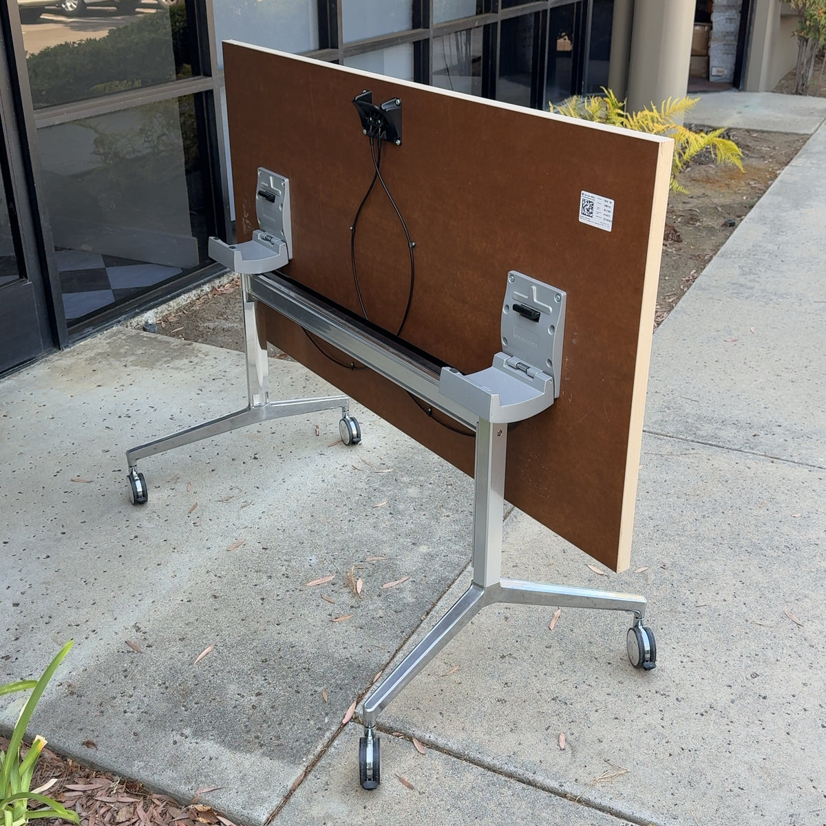 Herman Miller Everywhere Flip-Top Nesting Desk
