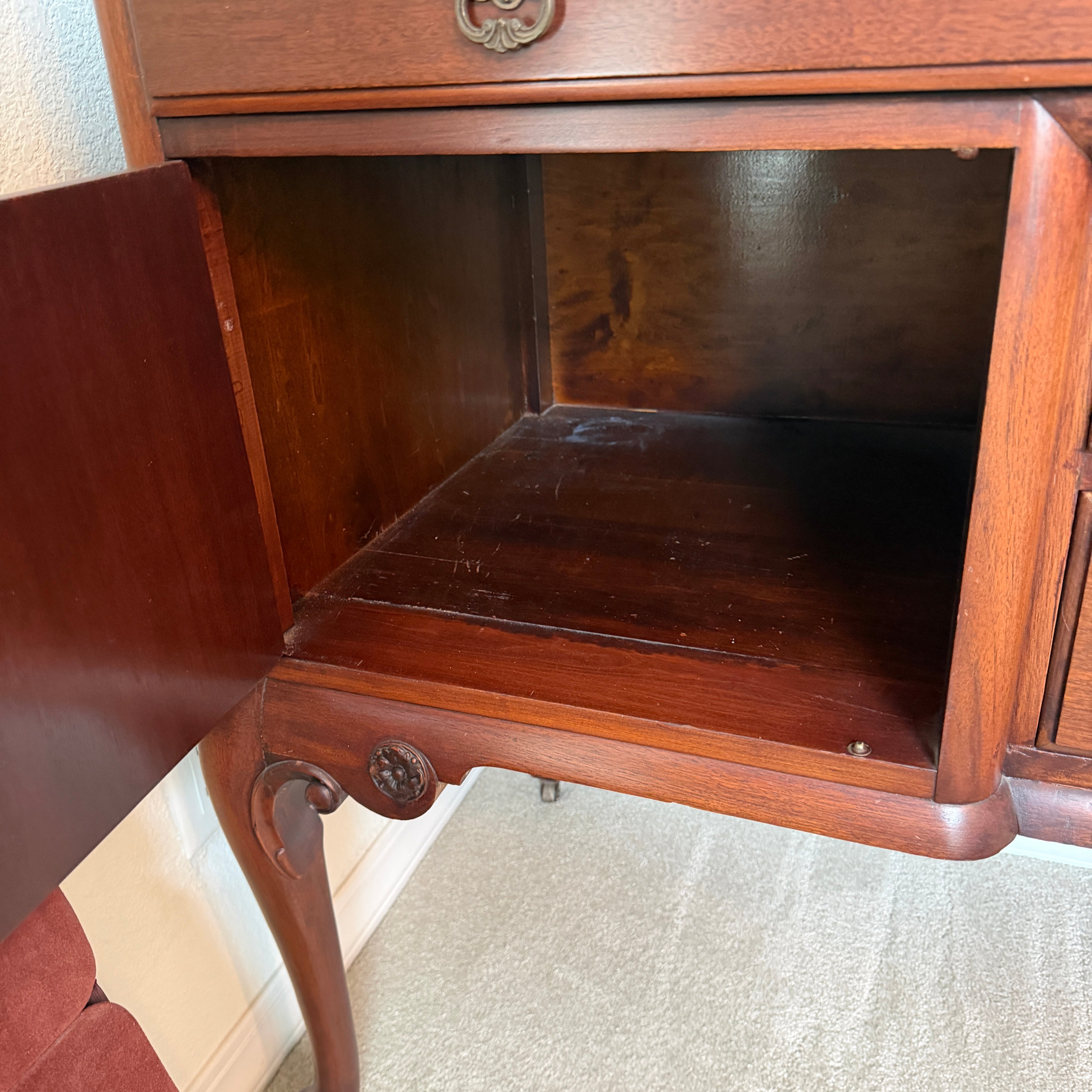 Antique The Luce Furniture Company Queen Anne-Style Sideboard Buffet