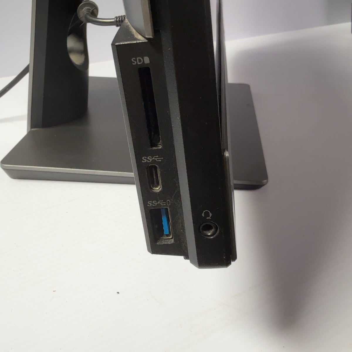 Dell Inspiron 7777 AIO Computer i7-8700 3.20GHz, 32GB RAM, 1TB HD +Keyboard & Mouse
