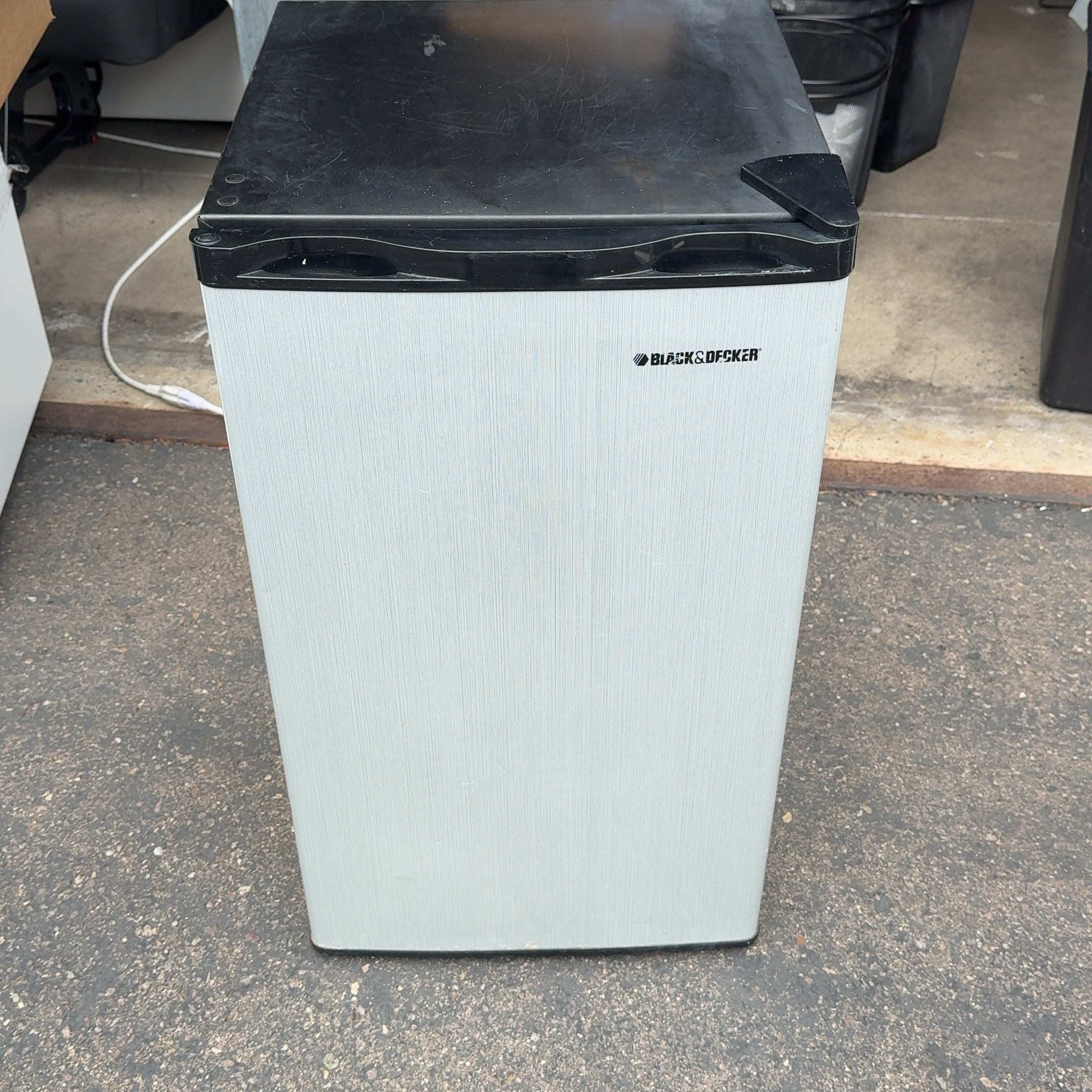 Black & Decker 3.2 Cu. Ft. Mini Fridge w/ Freezer
