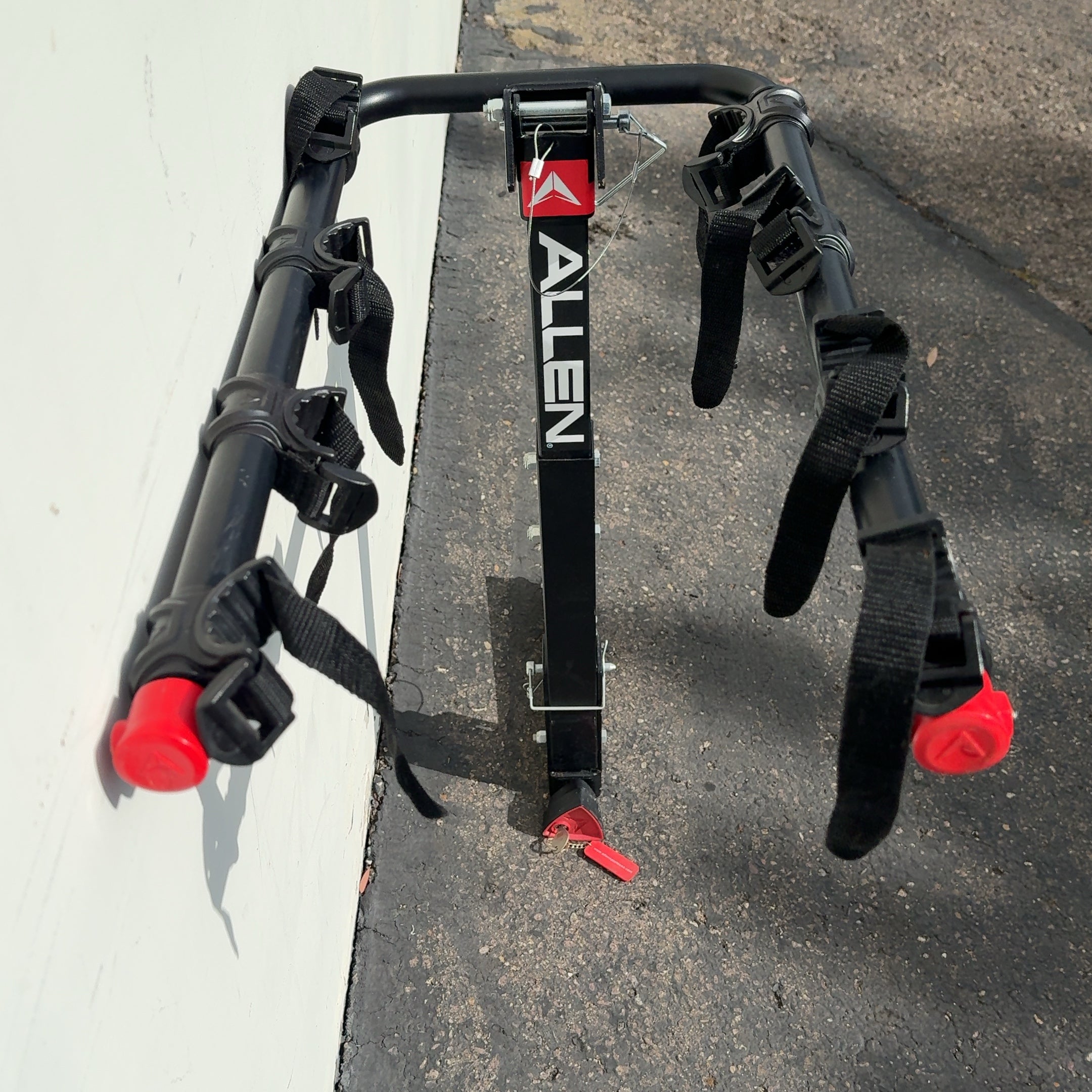 Allen Sports Locking 4-Bike Hitch Rack Fits a 2 inch Receiver Hitch