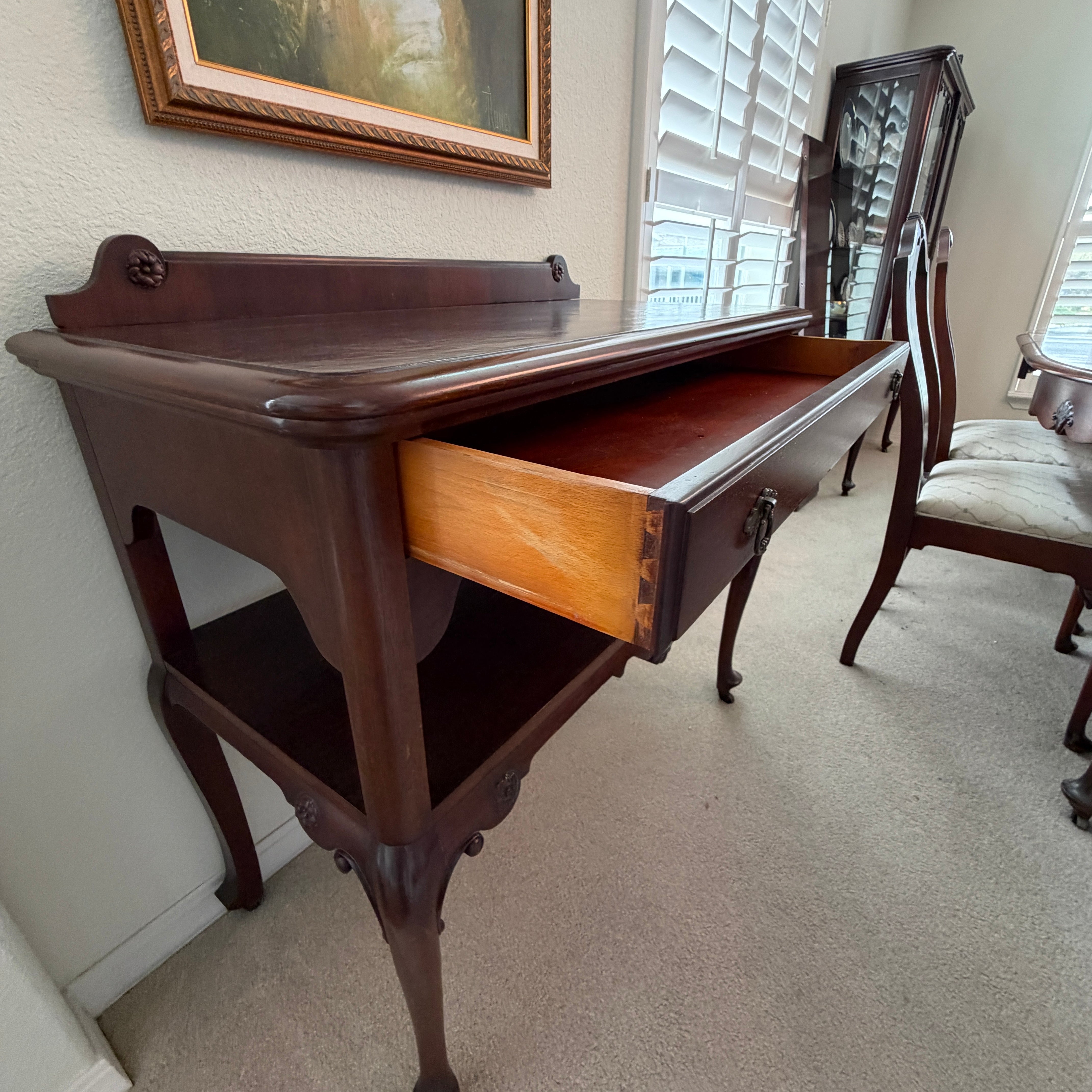 9-Piece Vintage Queen Anne Mahogany Dining Table Set