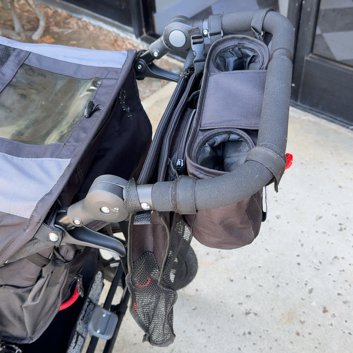 BOB Revolution Flex 3.0 Jogging Stroller Basically NEW!