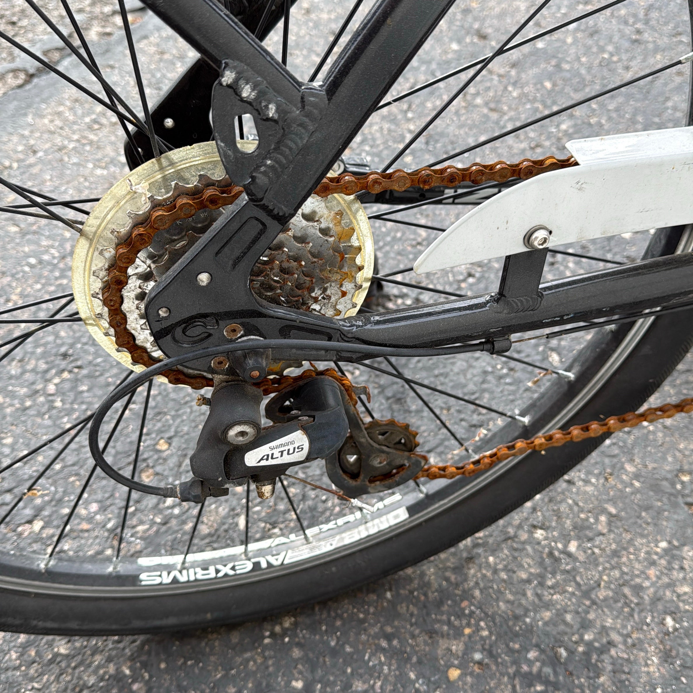 iZip E3 Vibe Electric Bike Large *Project* NO BATTERY