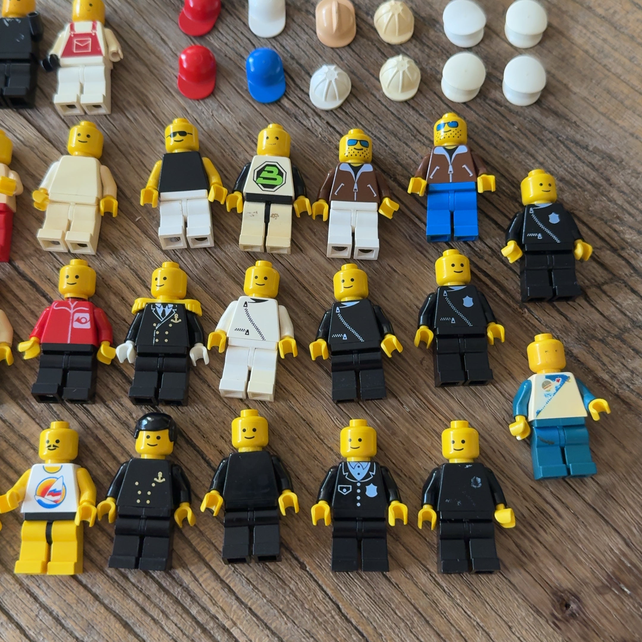 Vintage 1980's / 90's Lego Minifigures 28 Total + Extras