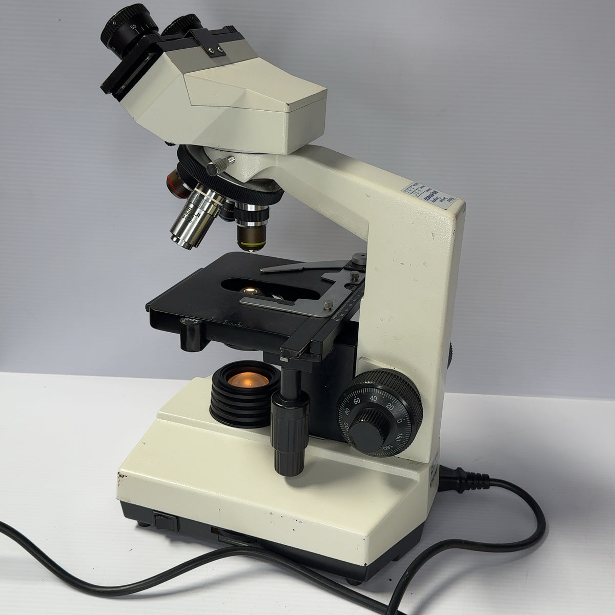 XSZ-107BN Lab Microscope Biological Microscope w/ Light