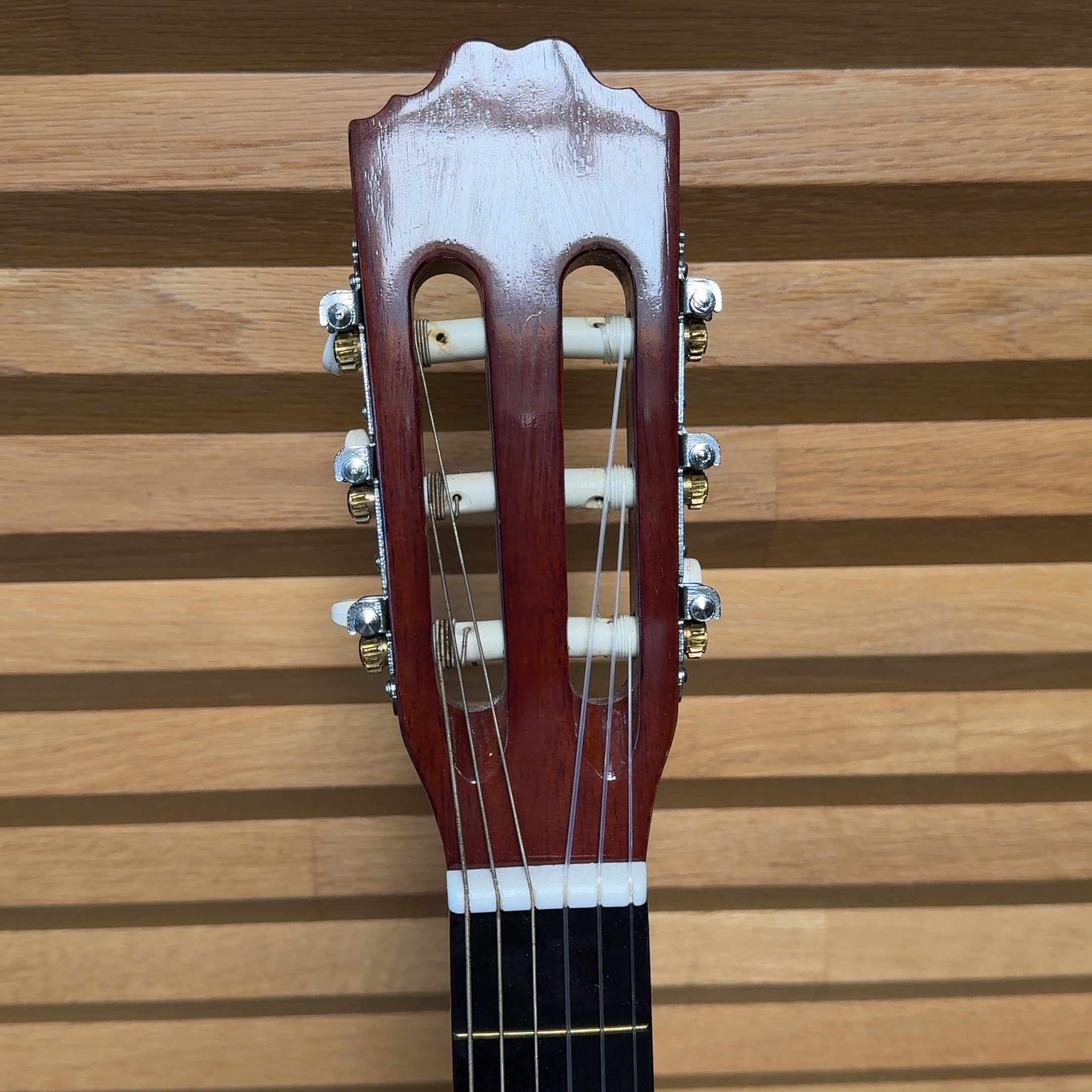 Vintage Sierra 35" Classical Acoustic Guitar S-714