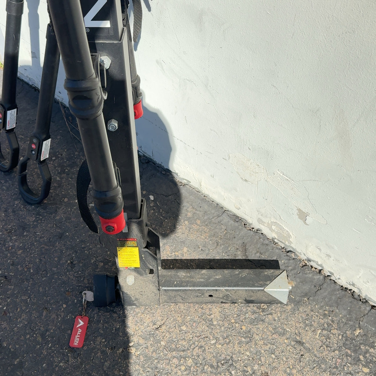 Allen 840QR 4-Bike Hitch Rack w/Key + 2 Crossbars