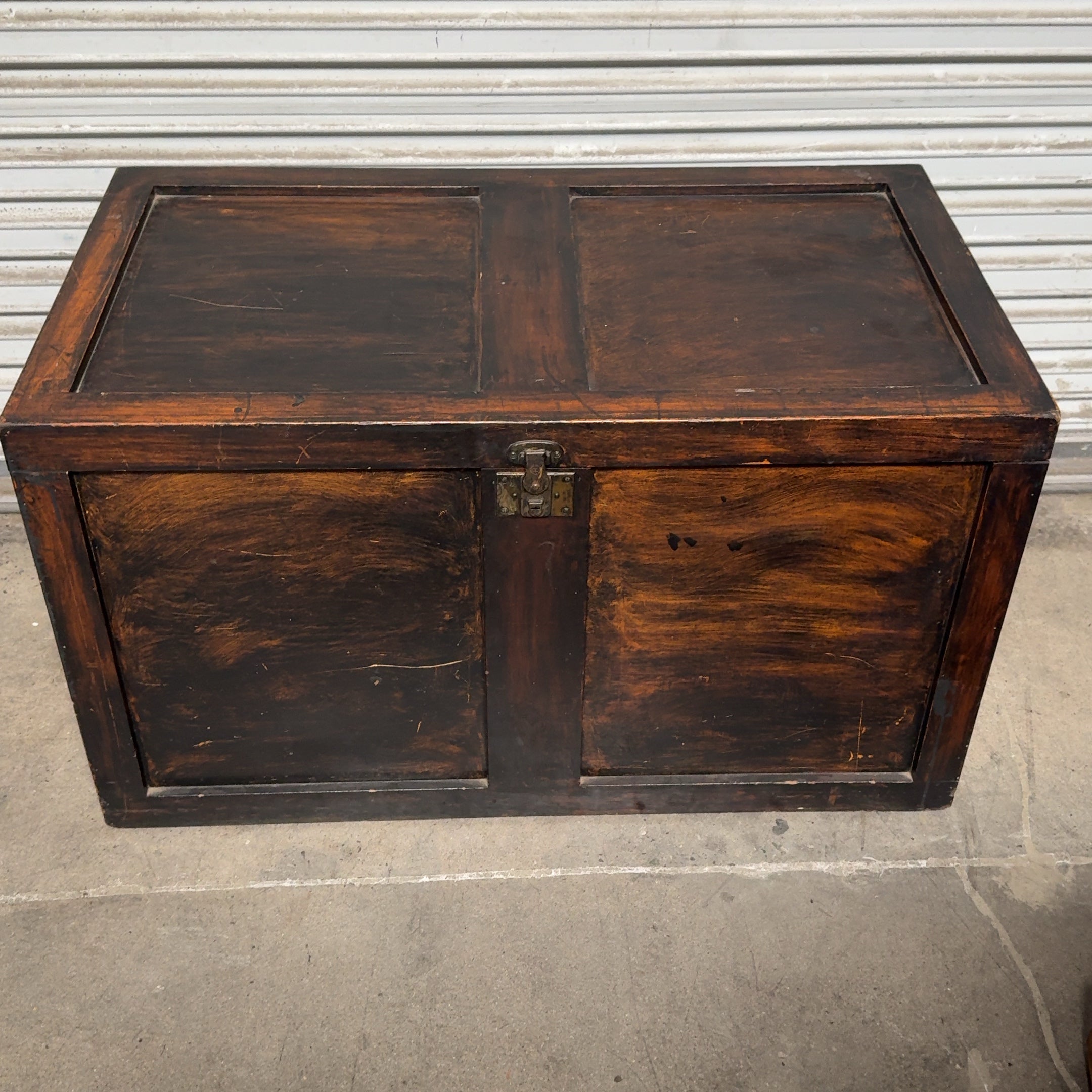 Sturdy Wood Chest 37" x 21" x 21" Very Well Made!