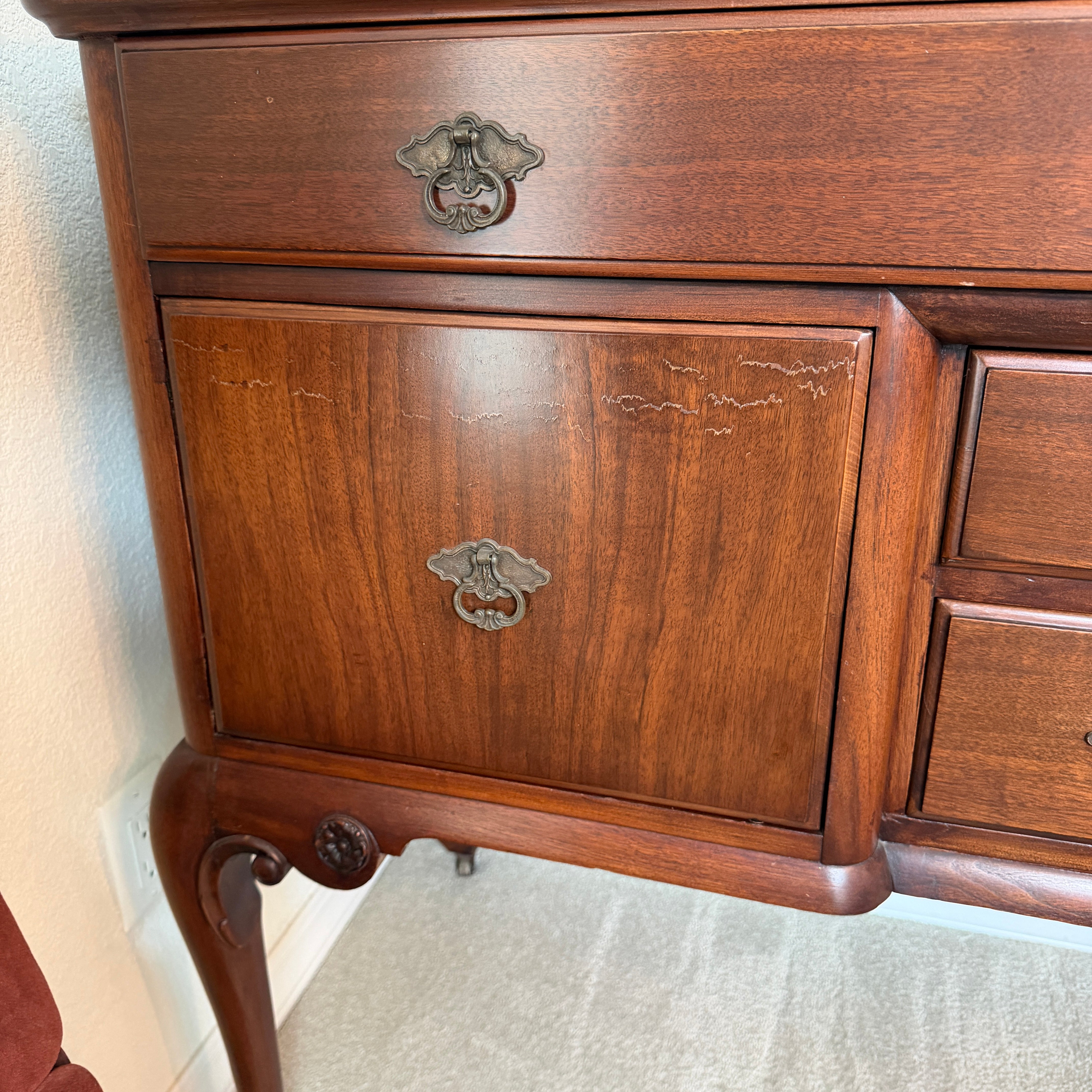 Antique The Luce Furniture Company Queen Anne-Style Sideboard Buffet