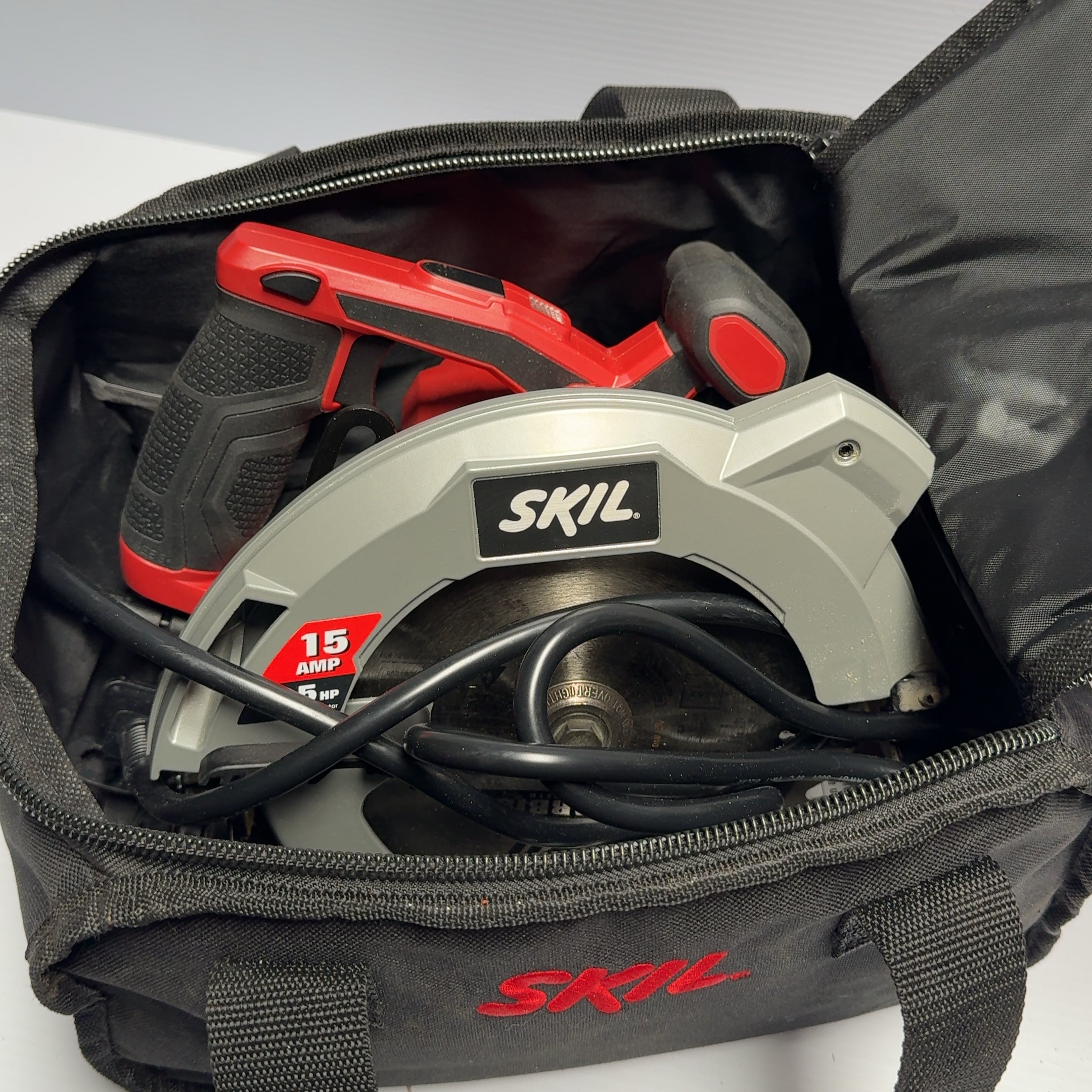 Skil 7 1/4" Circular Saw + Black & Decker Jigsaw