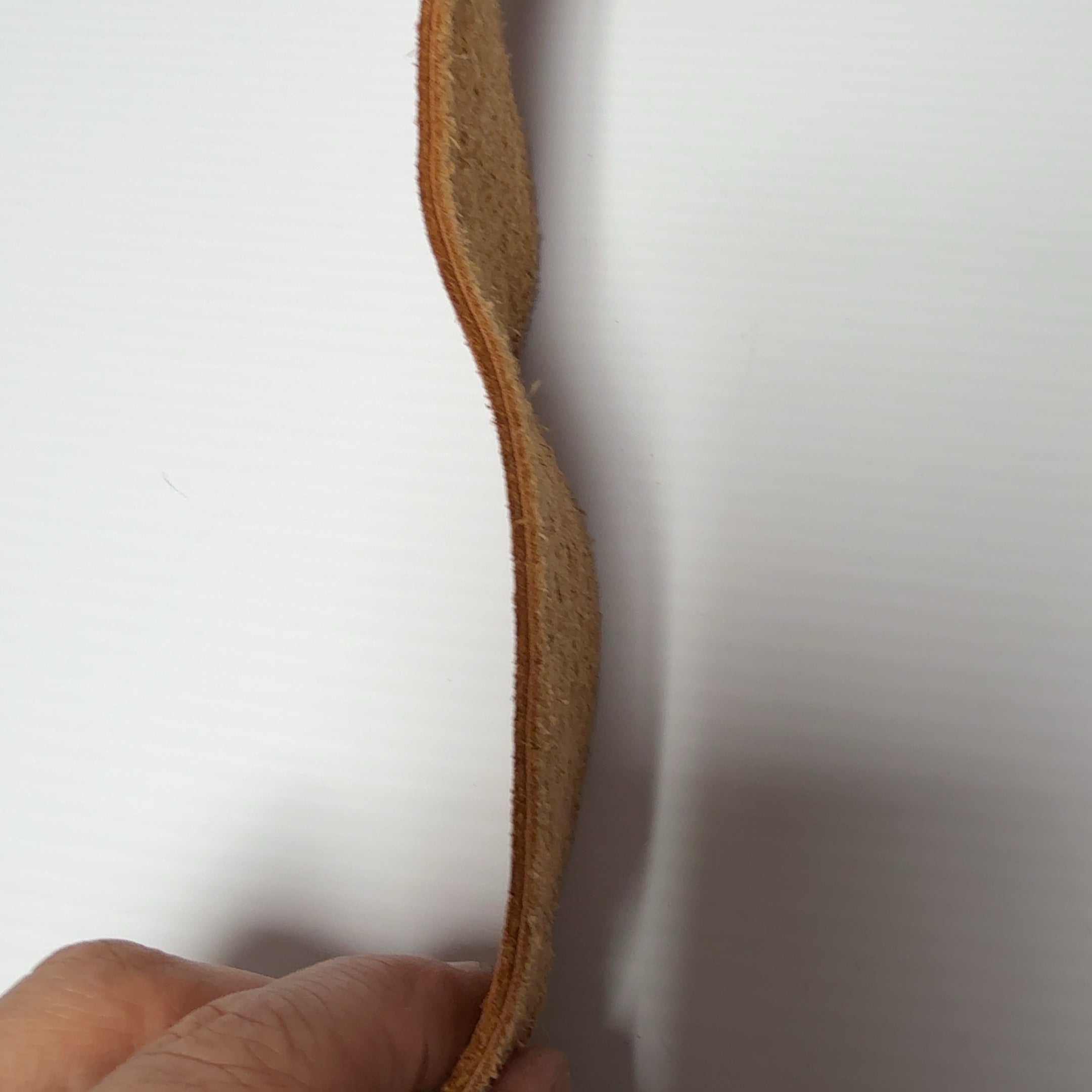 Perri's Celtic Knot Suede Guitar Strap Tan