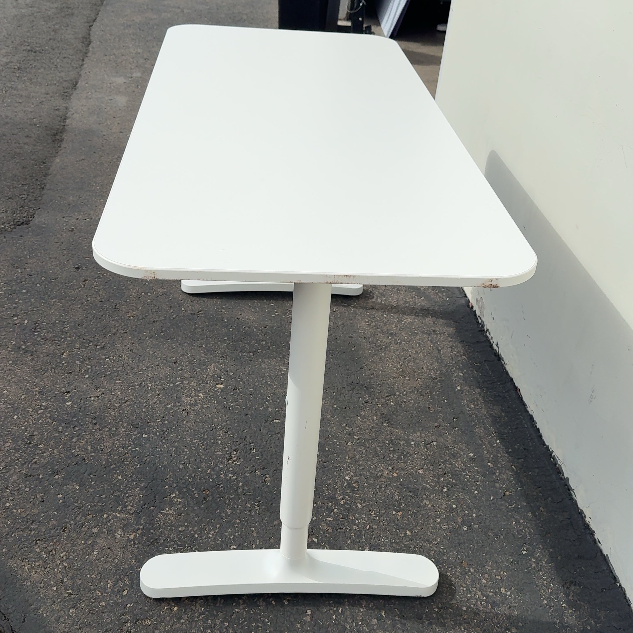 IKEA Bekant Adjustable Modern Desk in White