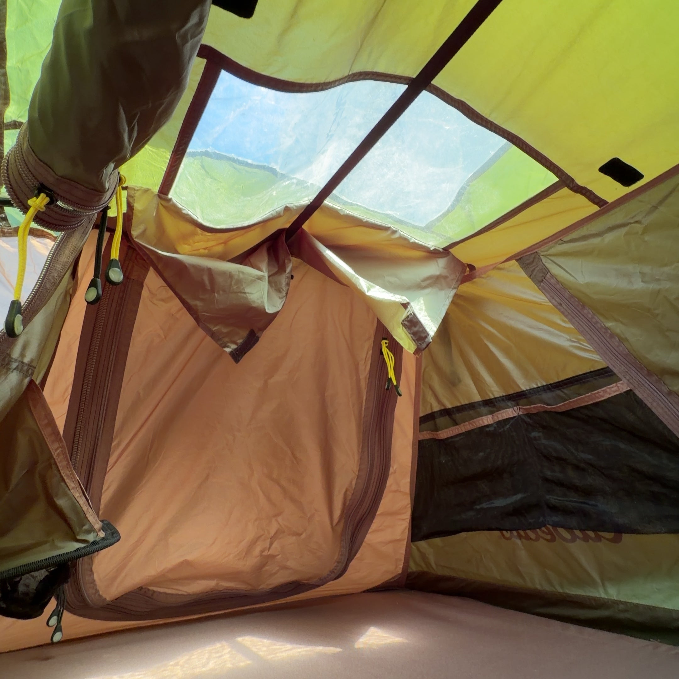 Cabela’s Deluxe Tent Cot