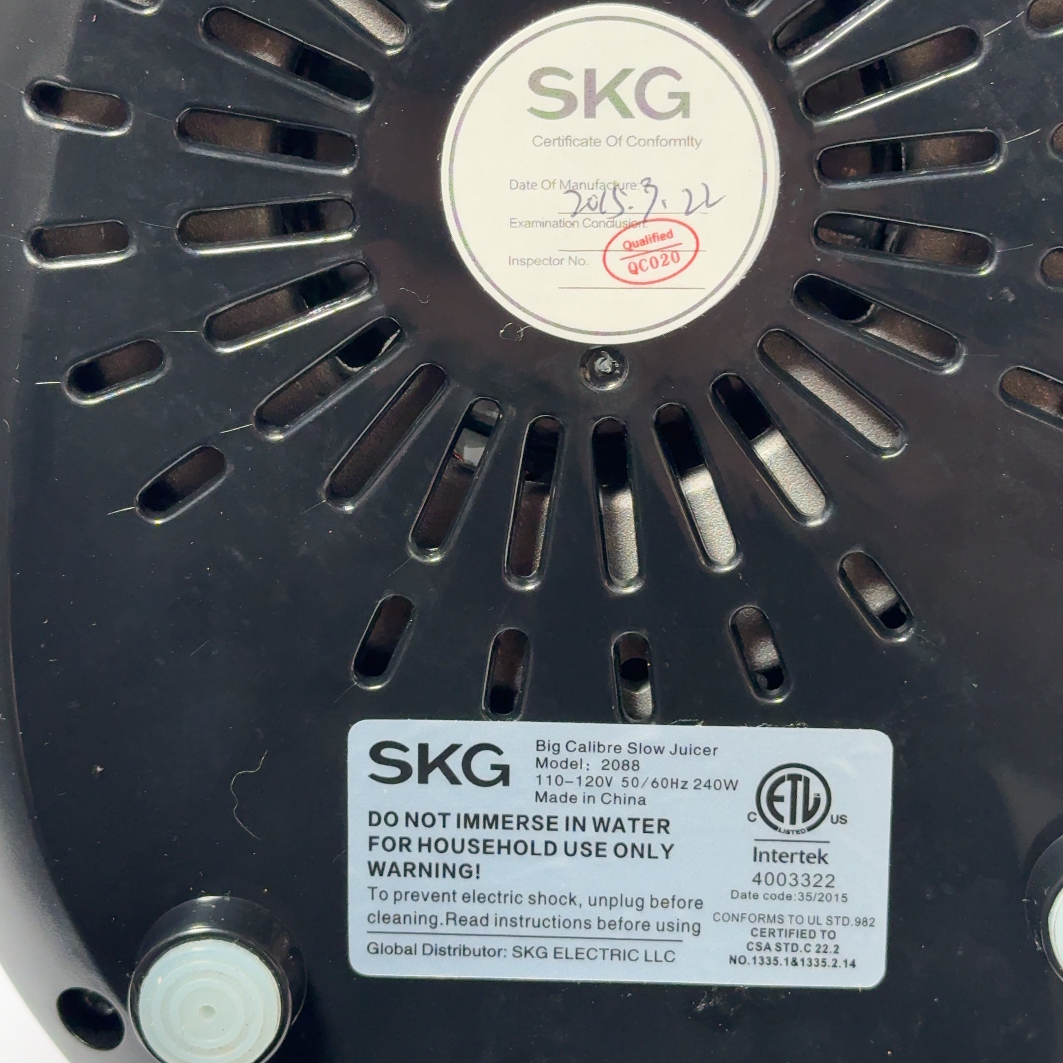 SKG Big Calibre Slow Juicer Model 2088 in Red