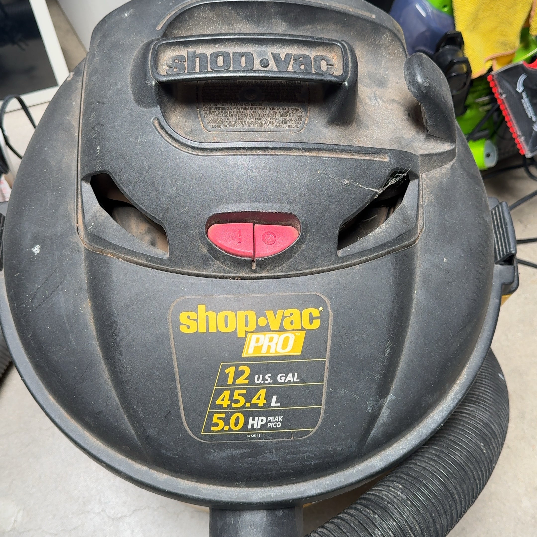 Shop-Vac Pro 12 Gallon 5 HP Wet / Dry Vacuum