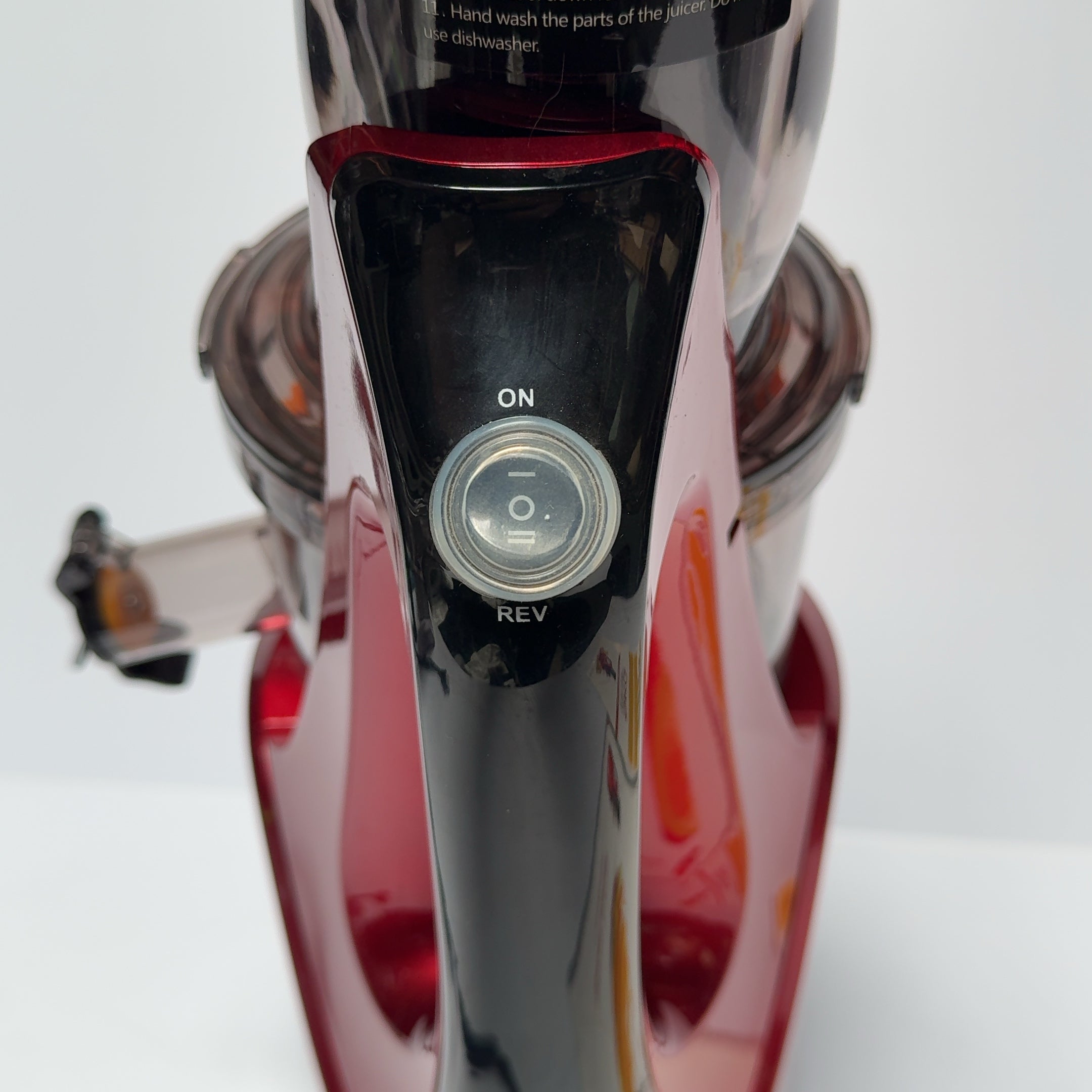 SKG Big Calibre Slow Juicer Model 2088 in Red