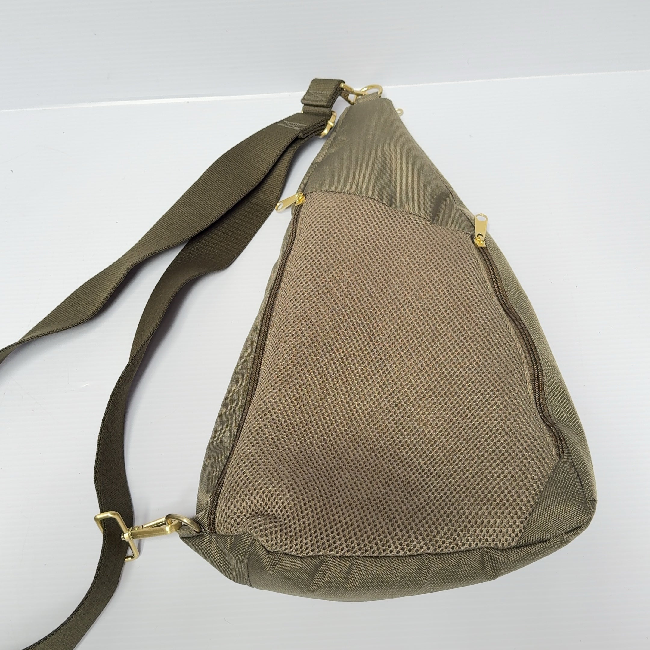 LOGAN + LENORA Canvelle SLING ARMY GREEN BAG Crossbody Waterproof