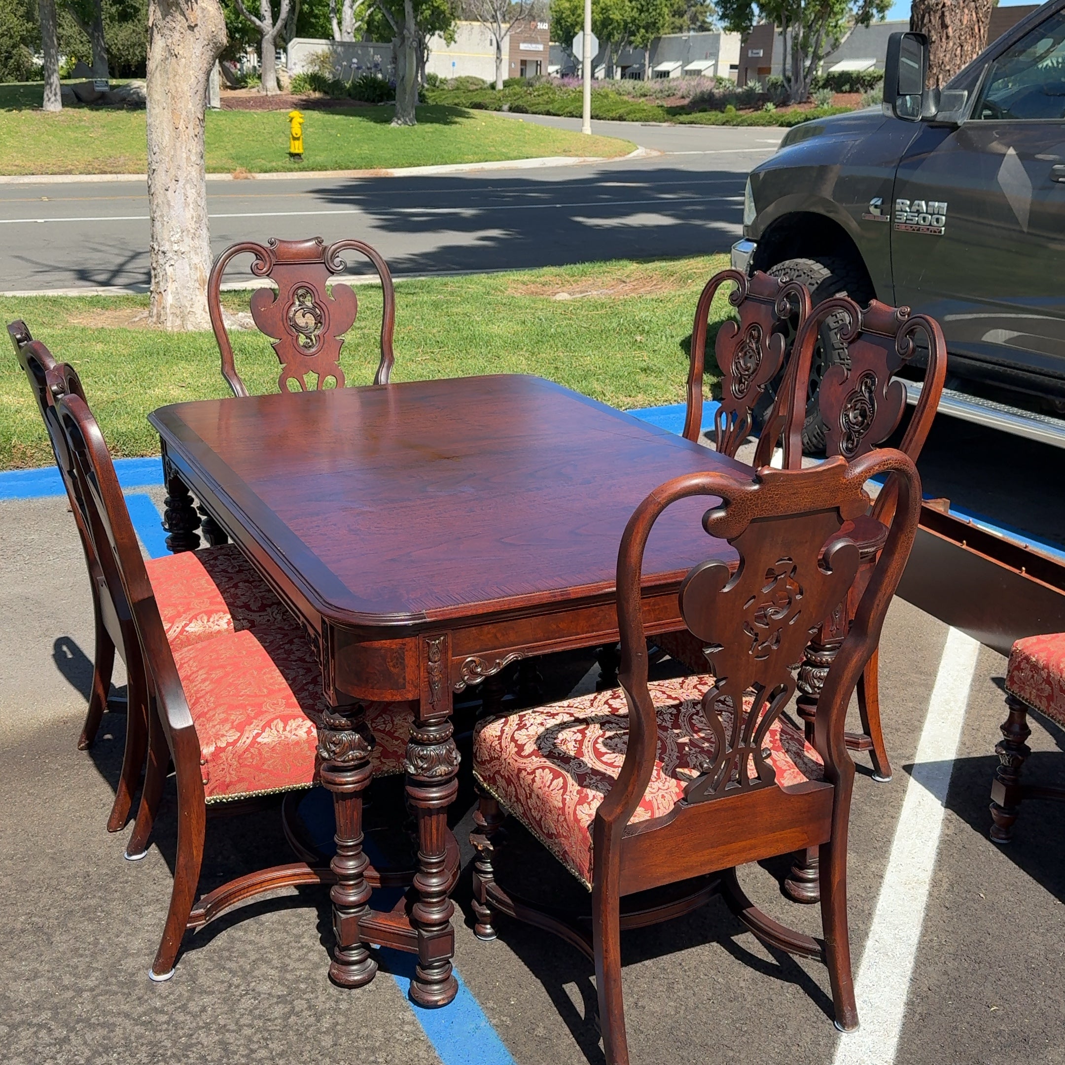 Antique 1920's Jacobean 9 Pc Dining Table Set